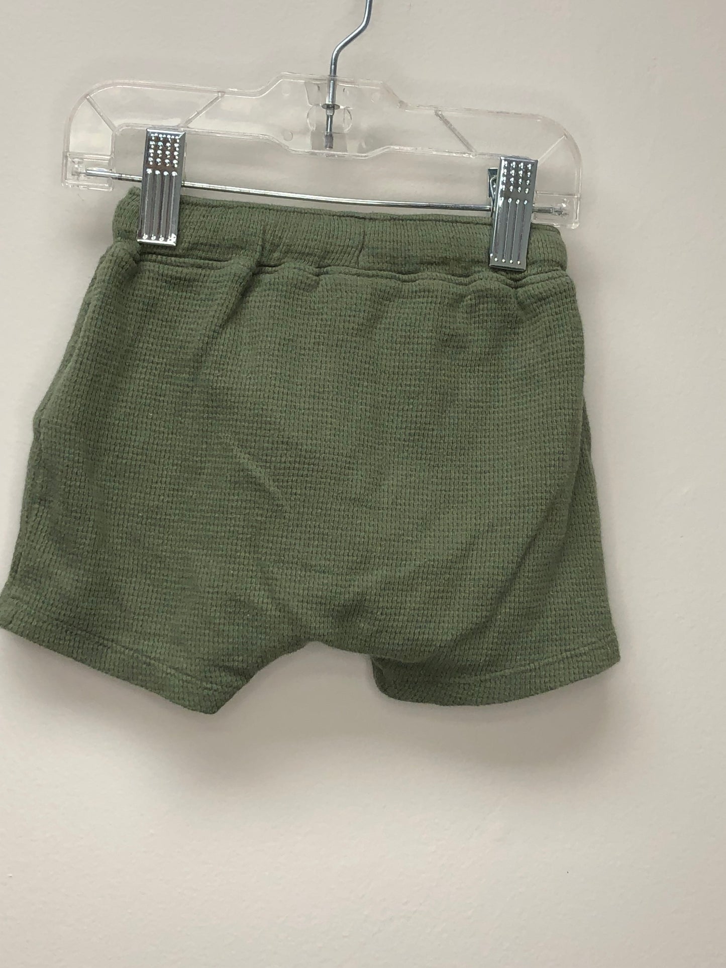 6-12m Old Navy green thermal Shorts