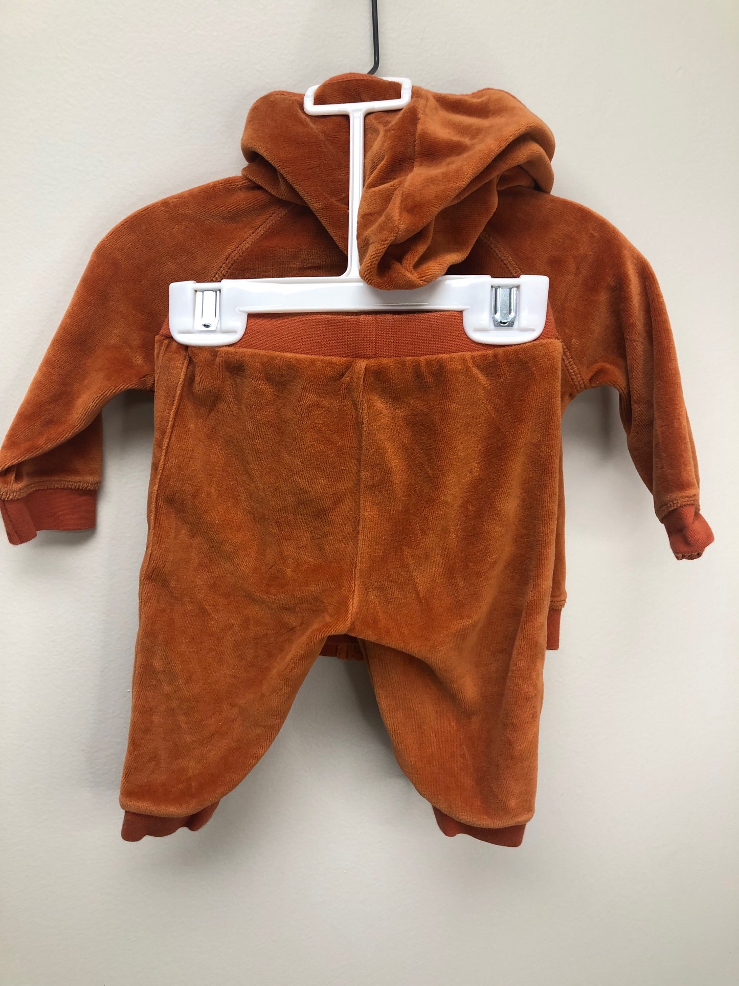 3-6m Angel Dear rust Velvet 2 PC Ensembles