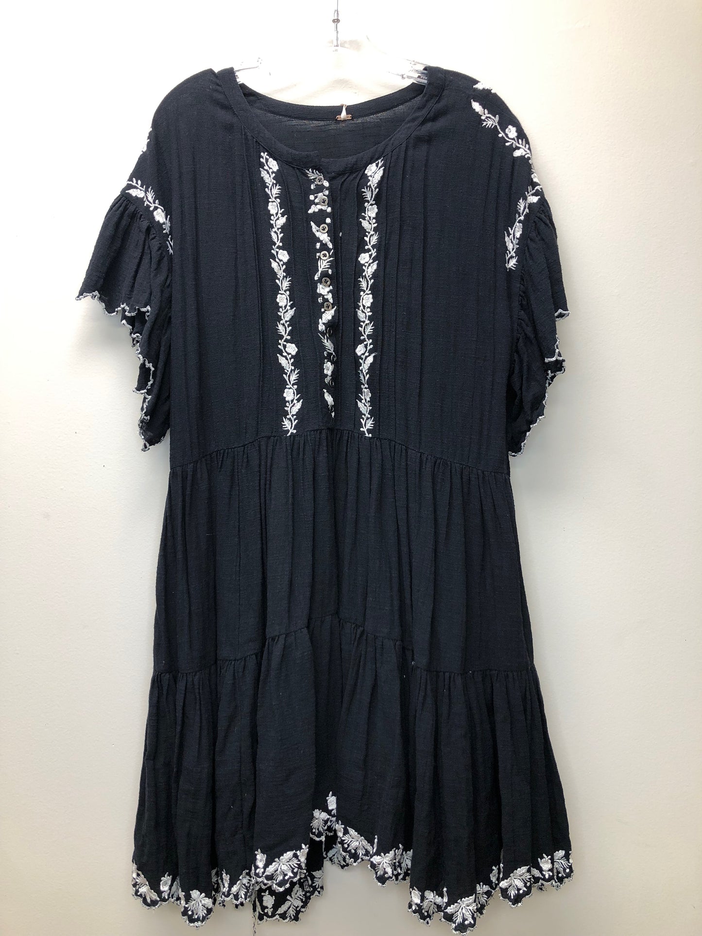 Medium Free People black embroidered Dress
