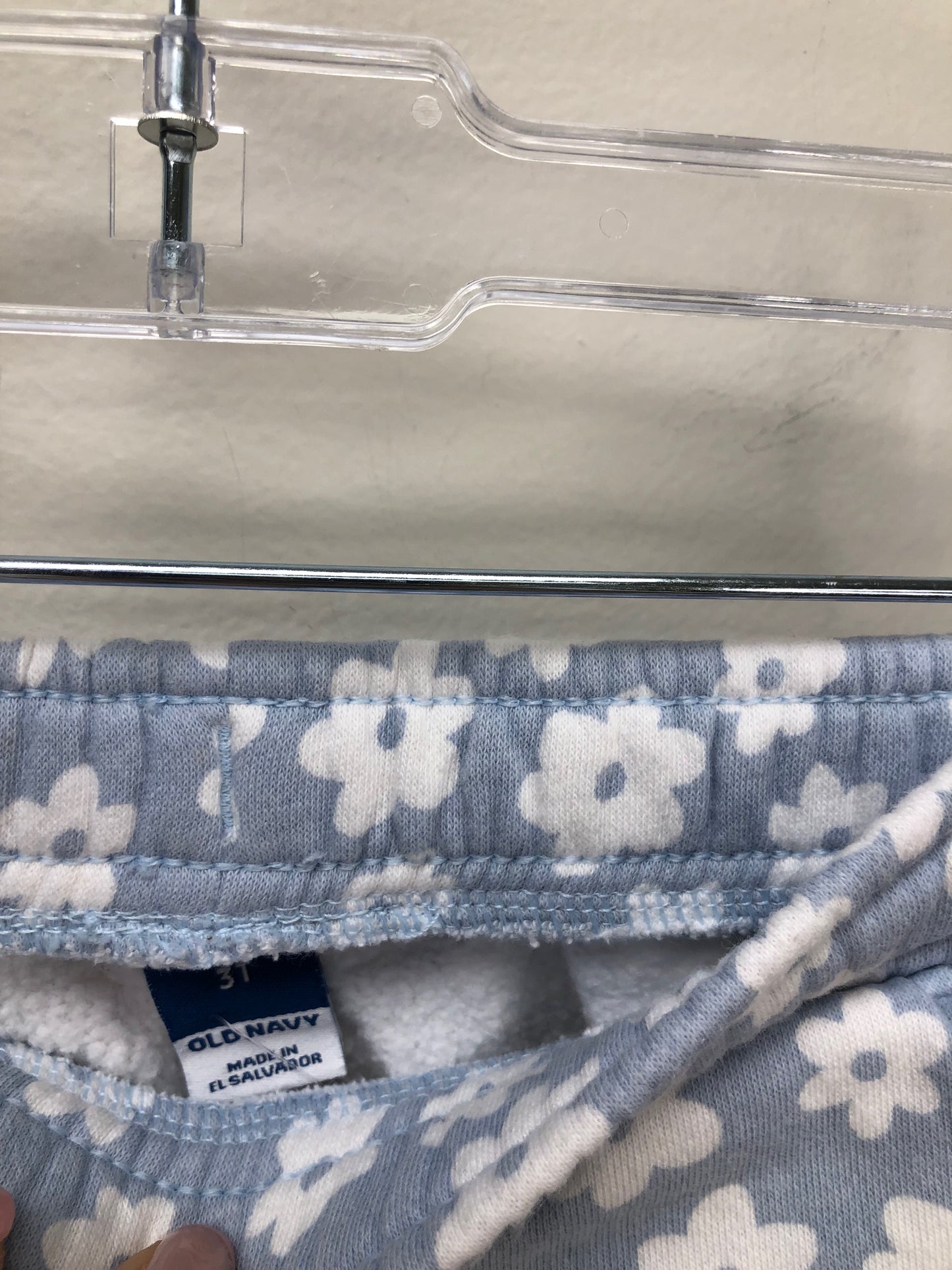 3T Old Navy light blue flowers Shorts