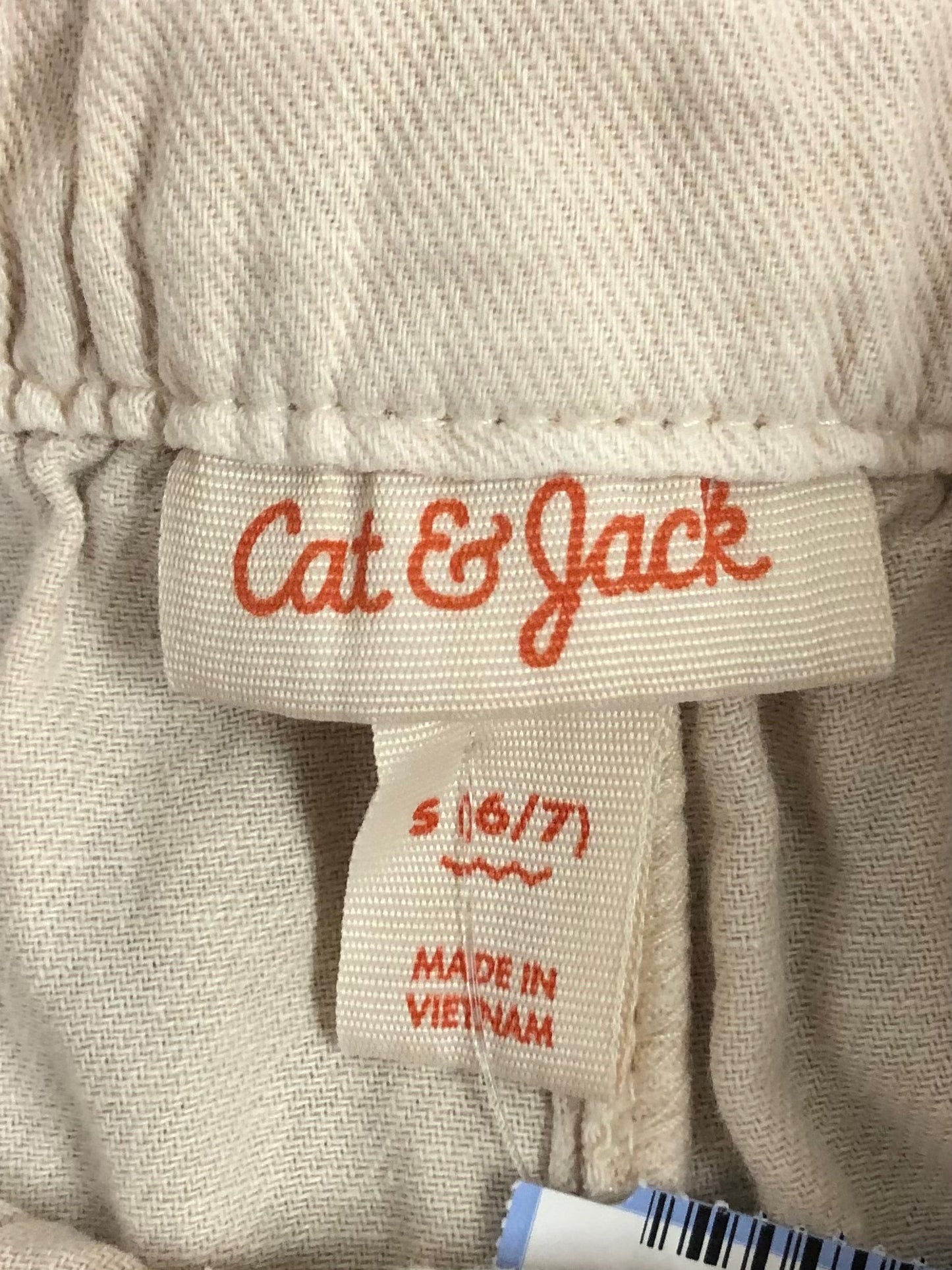 6 Cat & Jack tan linen Shorts