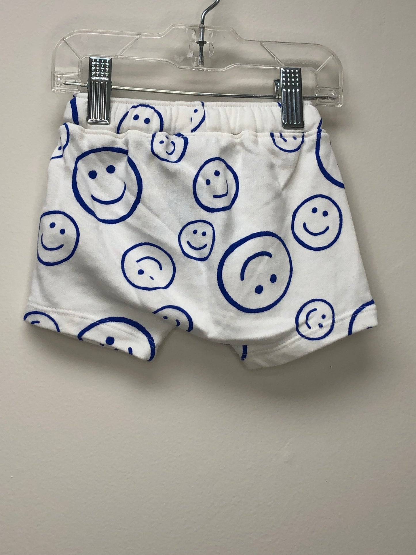 3-6m Old Navy white smiley Shorts