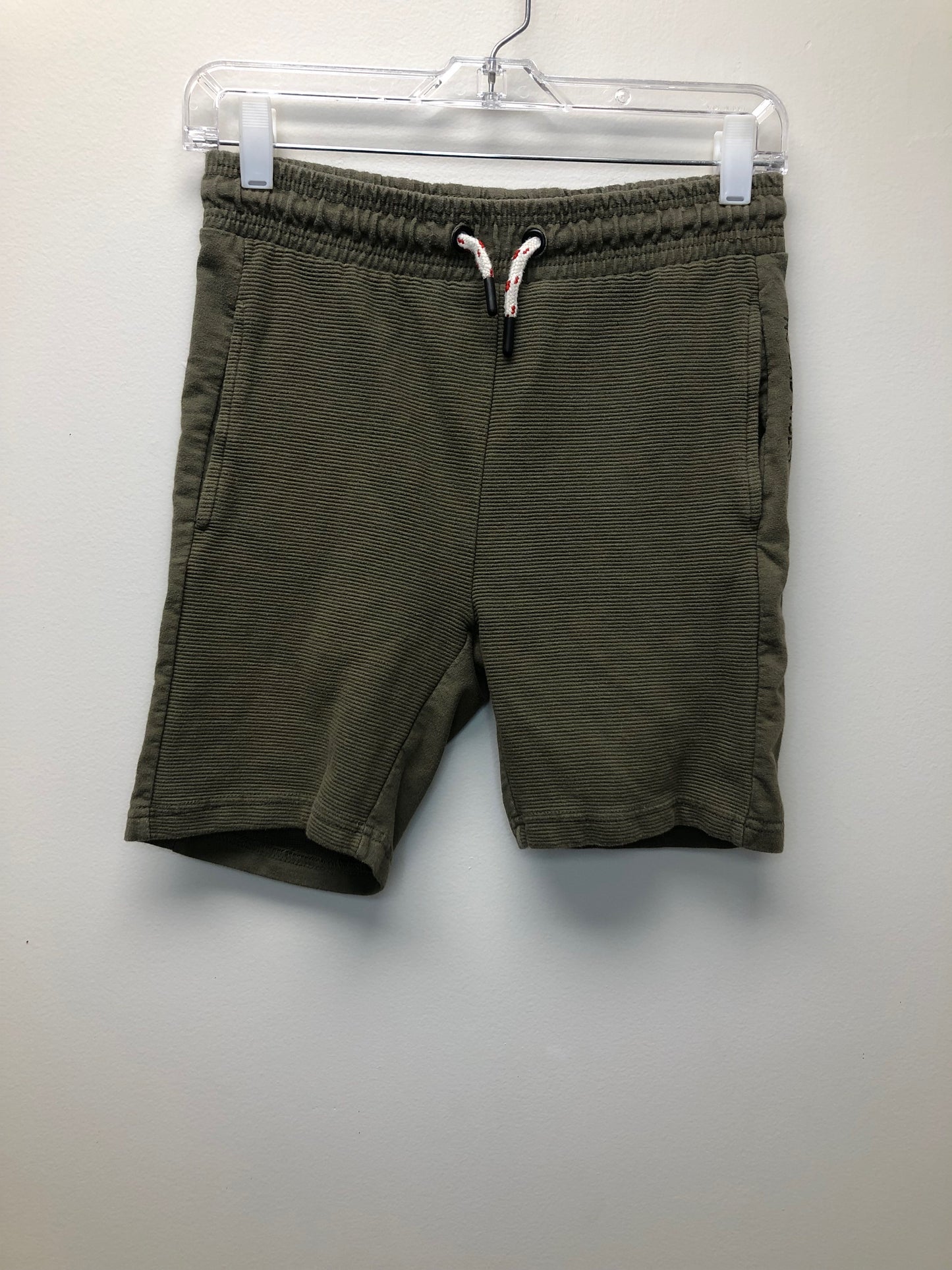 12 Zara hunter green Shorts