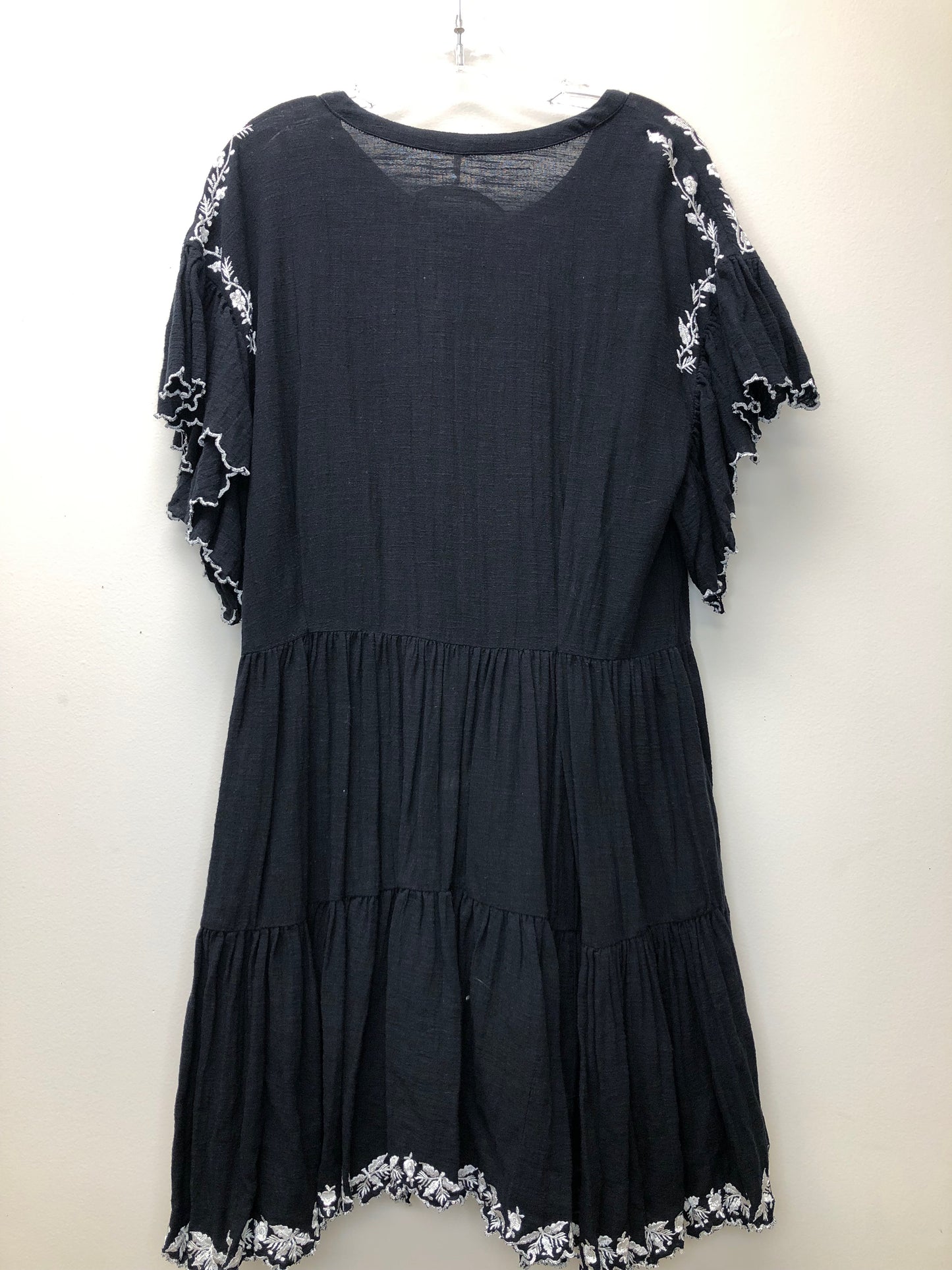 Medium Free People black embroidered Dress