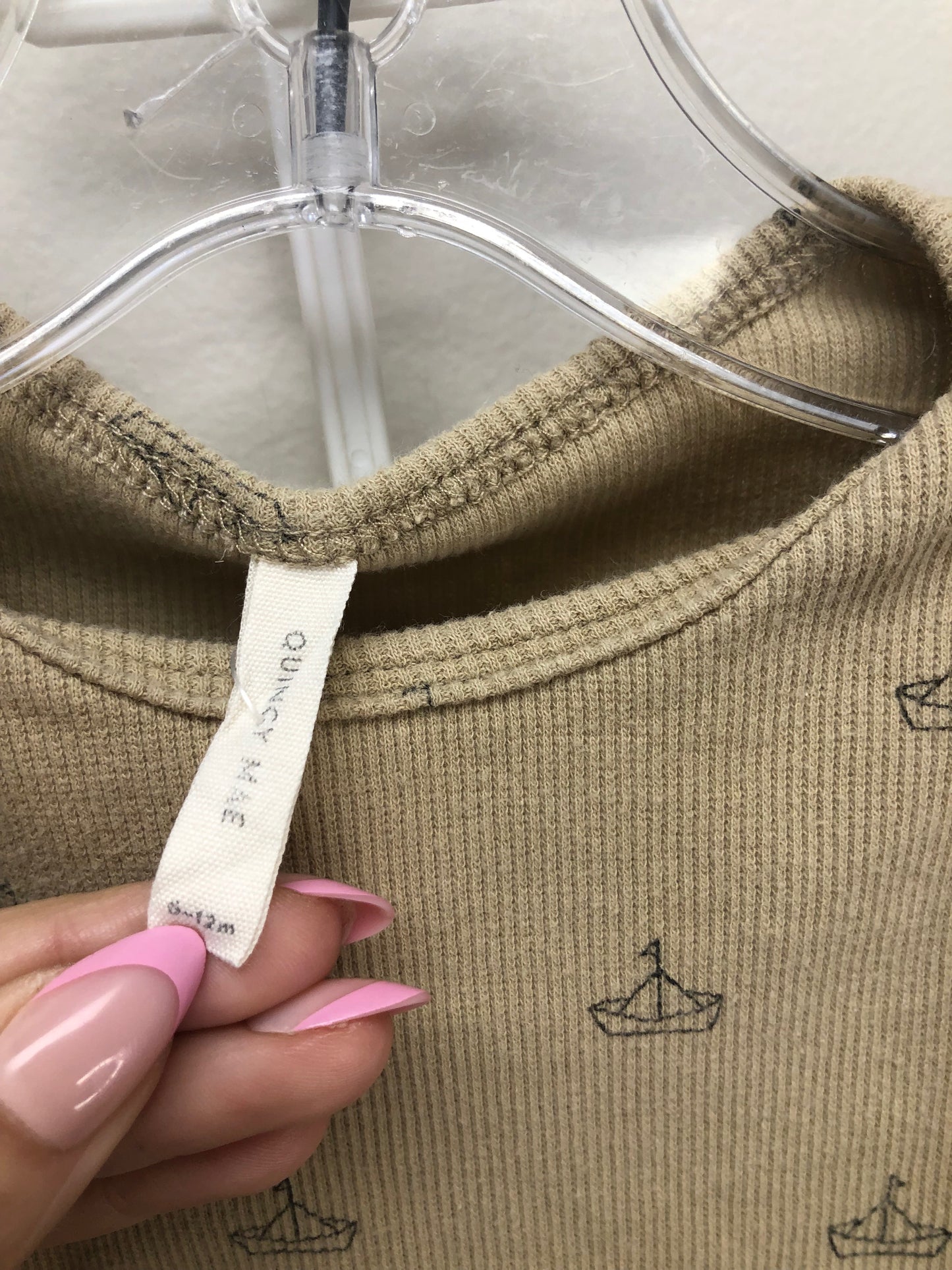 6-12m Quincy Mae tan boats 2 PC Ensembles