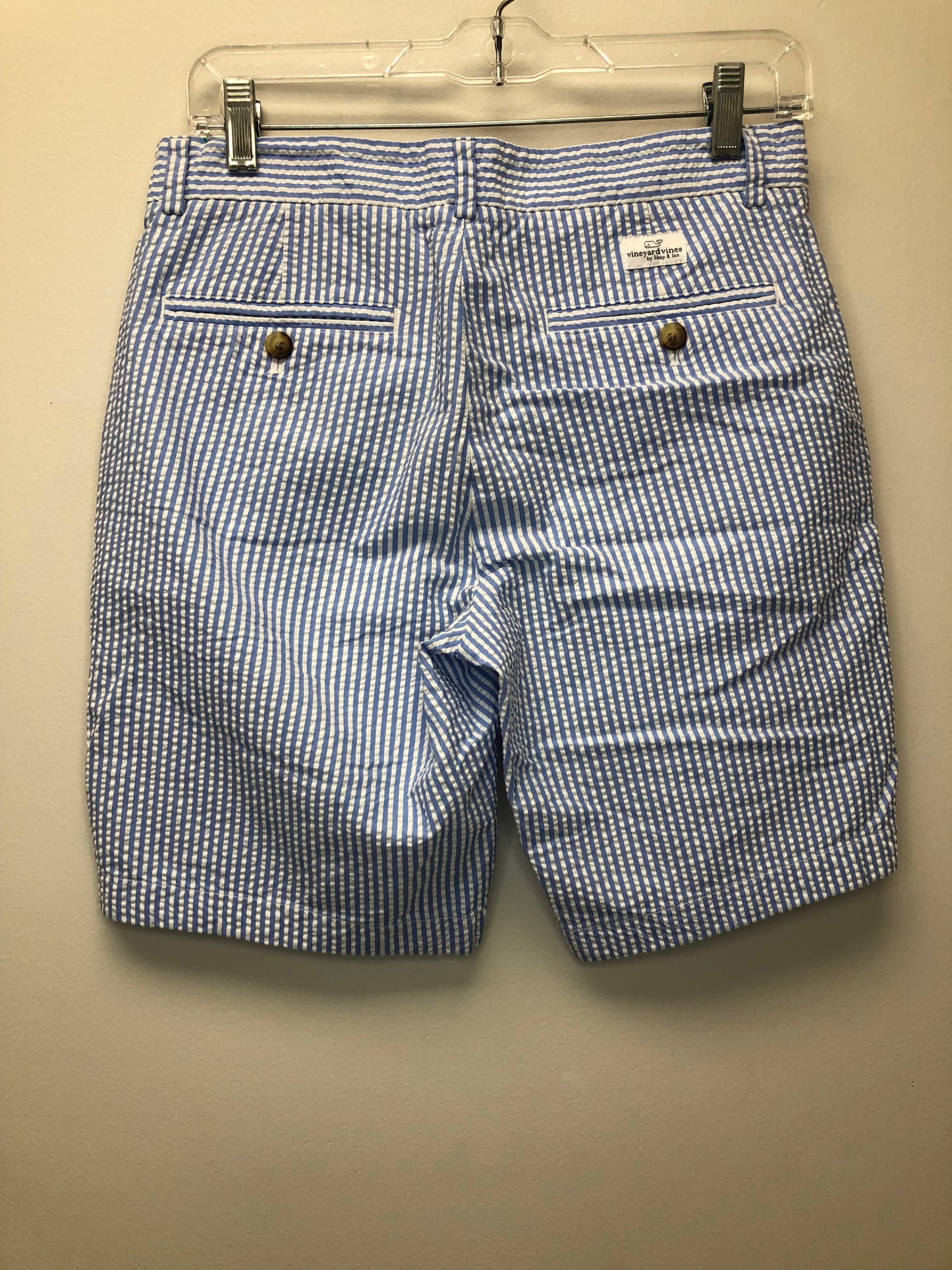 28w Vineyard Vines blue stripe Shorts
