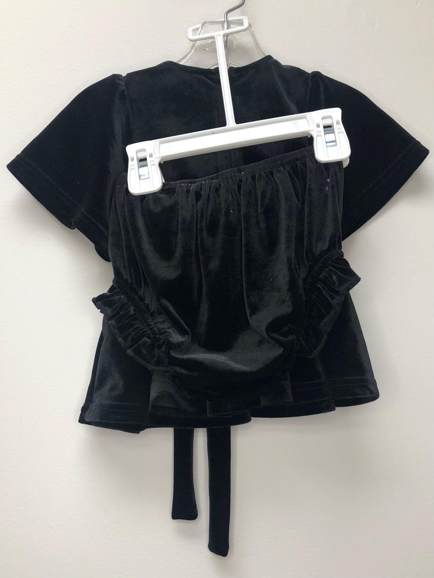 6-9m Ivy City co. black Velvet 2 PC Ensembles