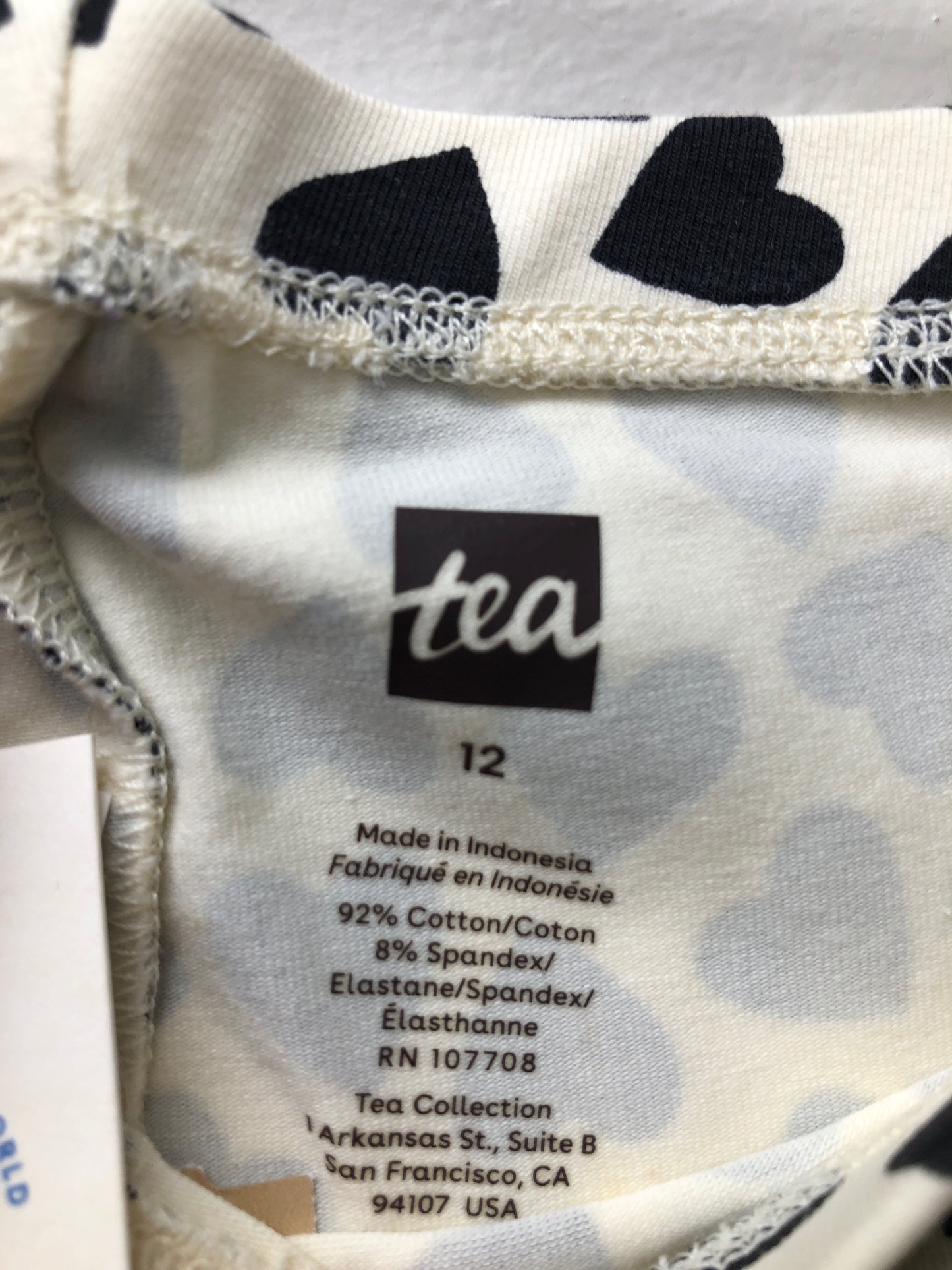 Size 12 tea white hearts Leggings