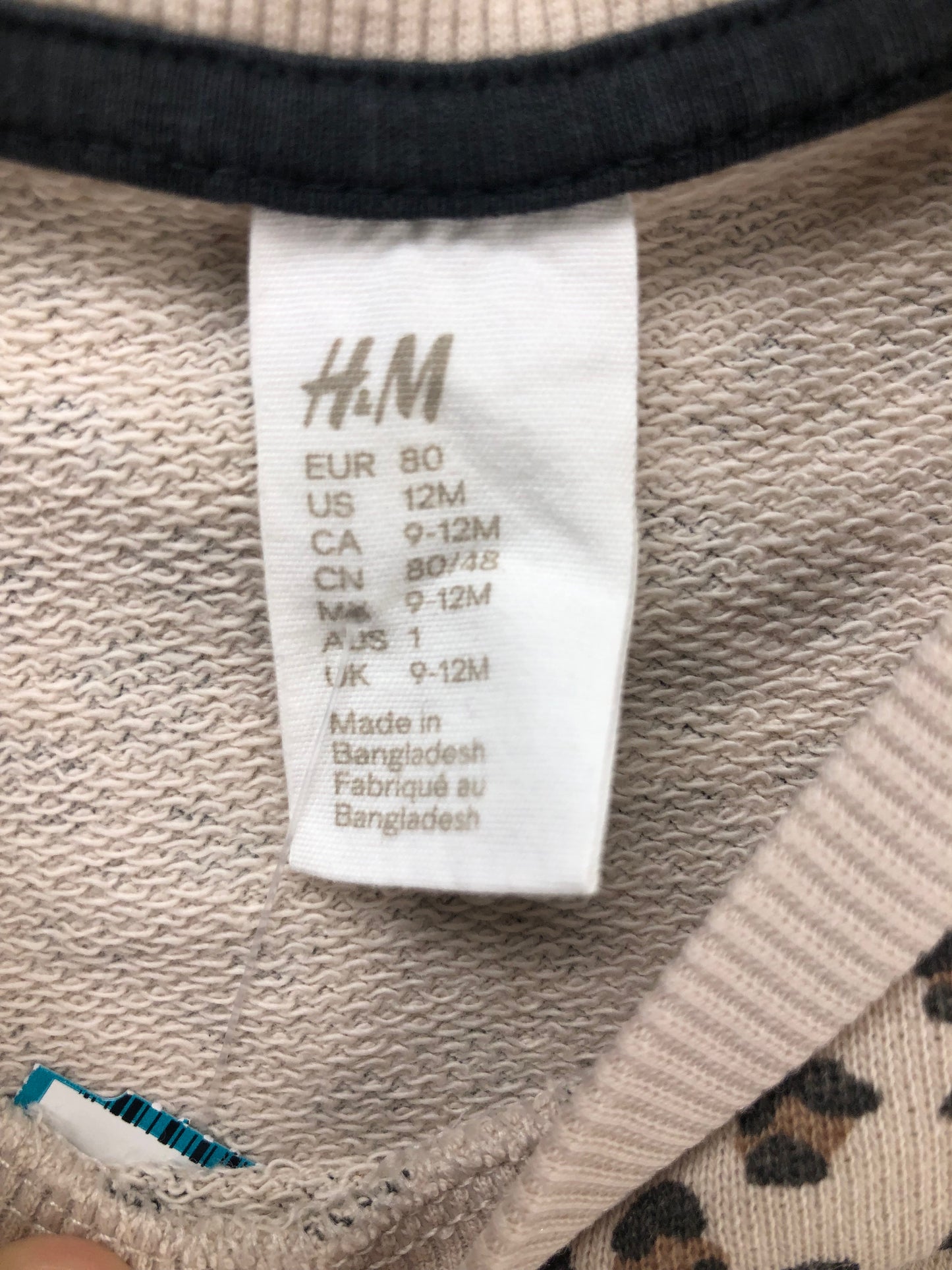 12m H & M tan animal print Sweatshirt