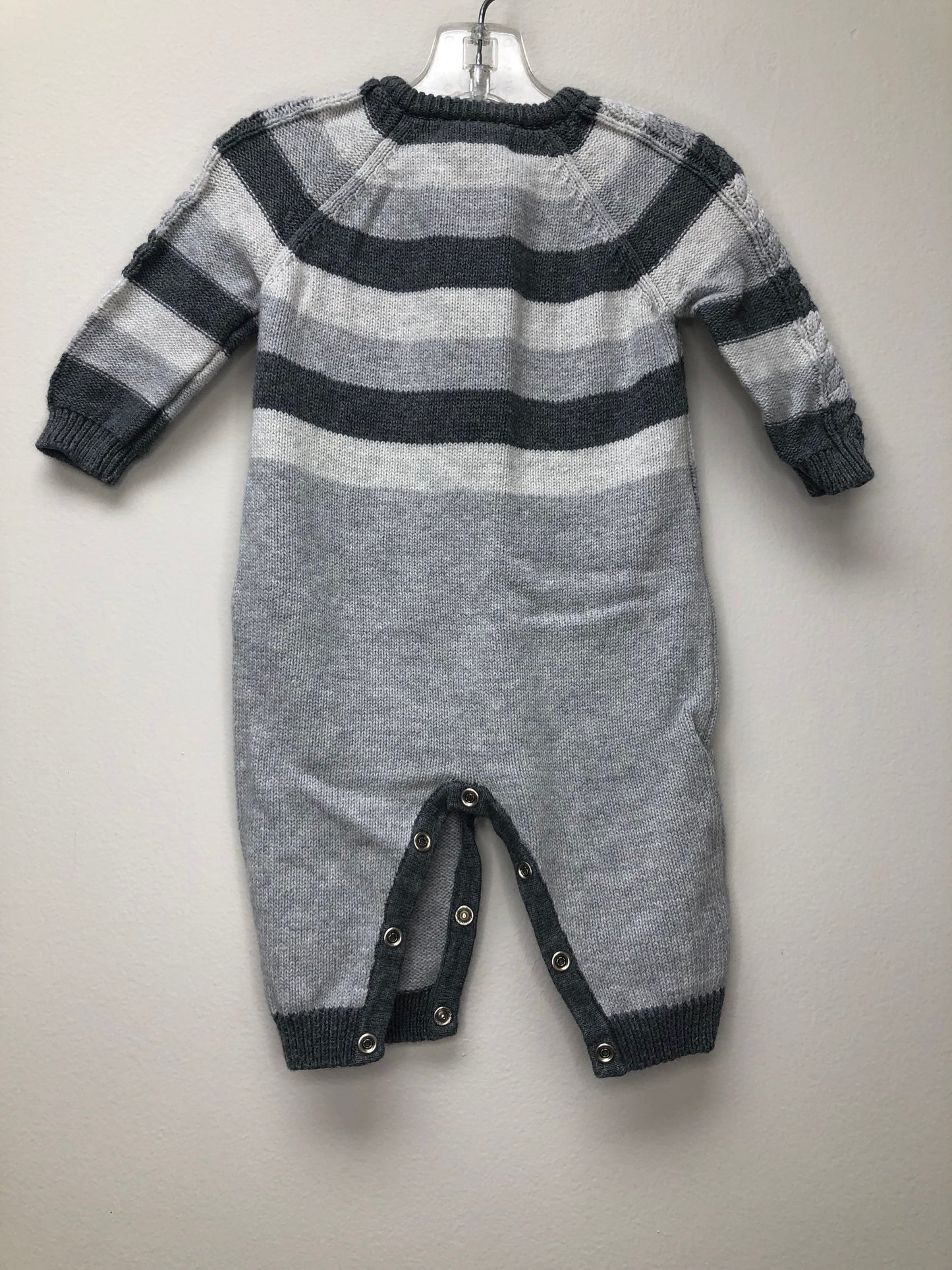 0-3m Angel Dear gray stripe 1 PC Ensemble