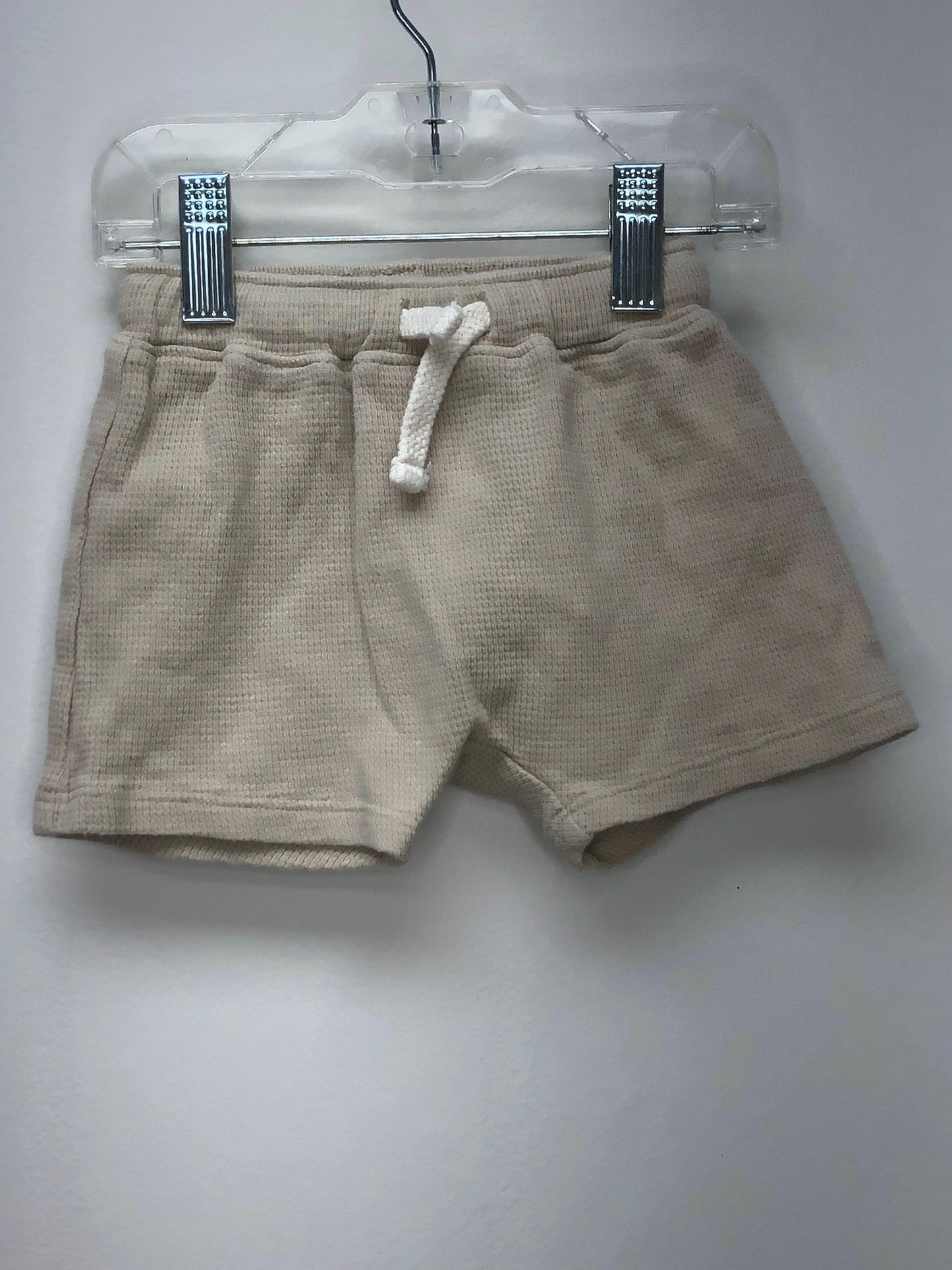 6-12m Old Navy tan thermal Shorts