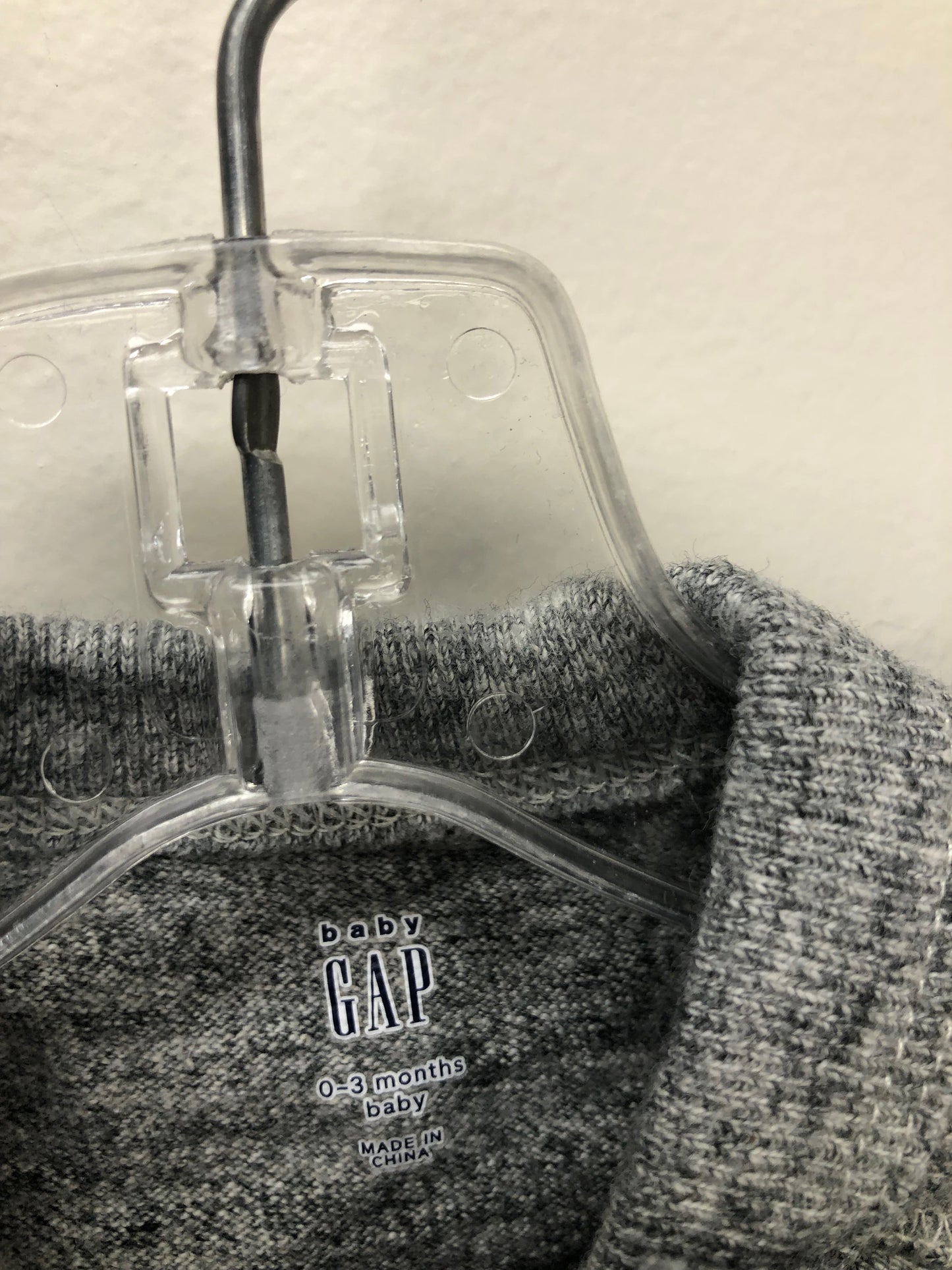 0-3m GAP gray heather 1 PC Ensemble