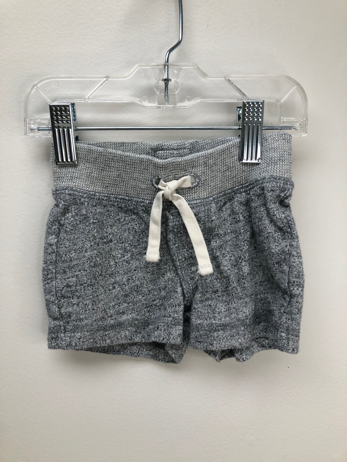 3-6m GAP gray heather Shorts