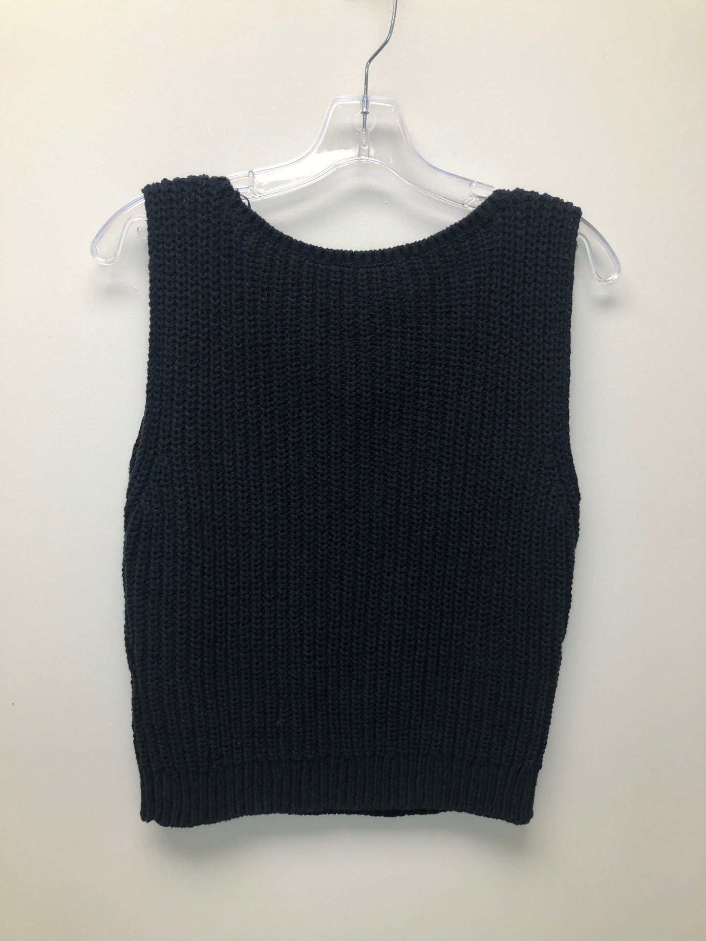 Medium Abercrombie black knit Vest
