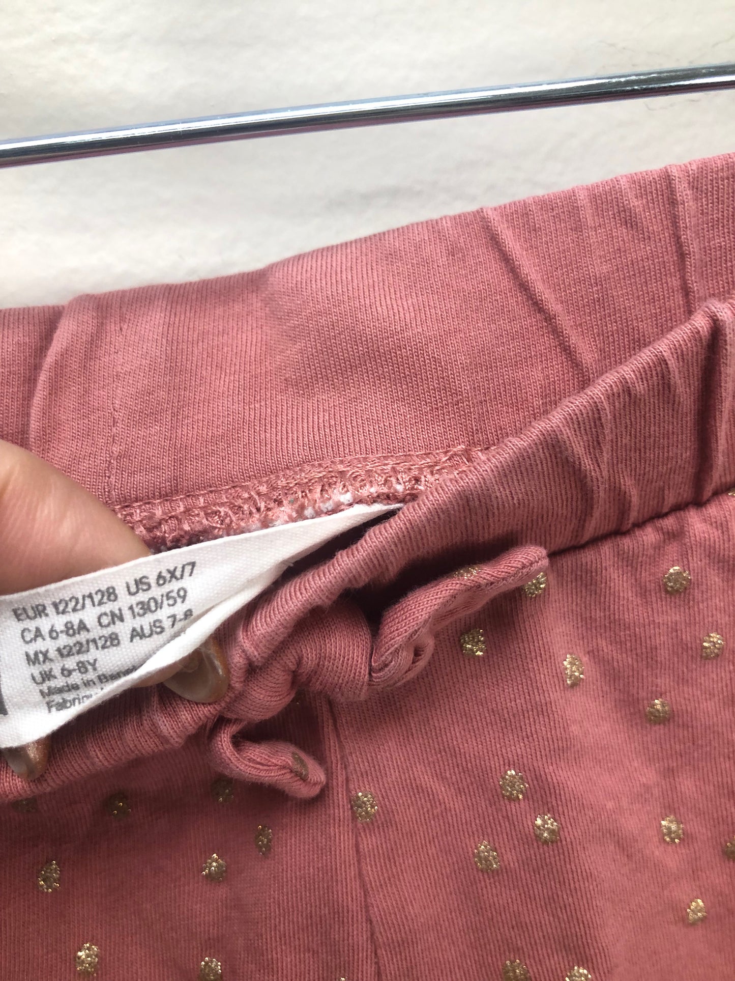 6 H & M mauve polka dot Shorts
