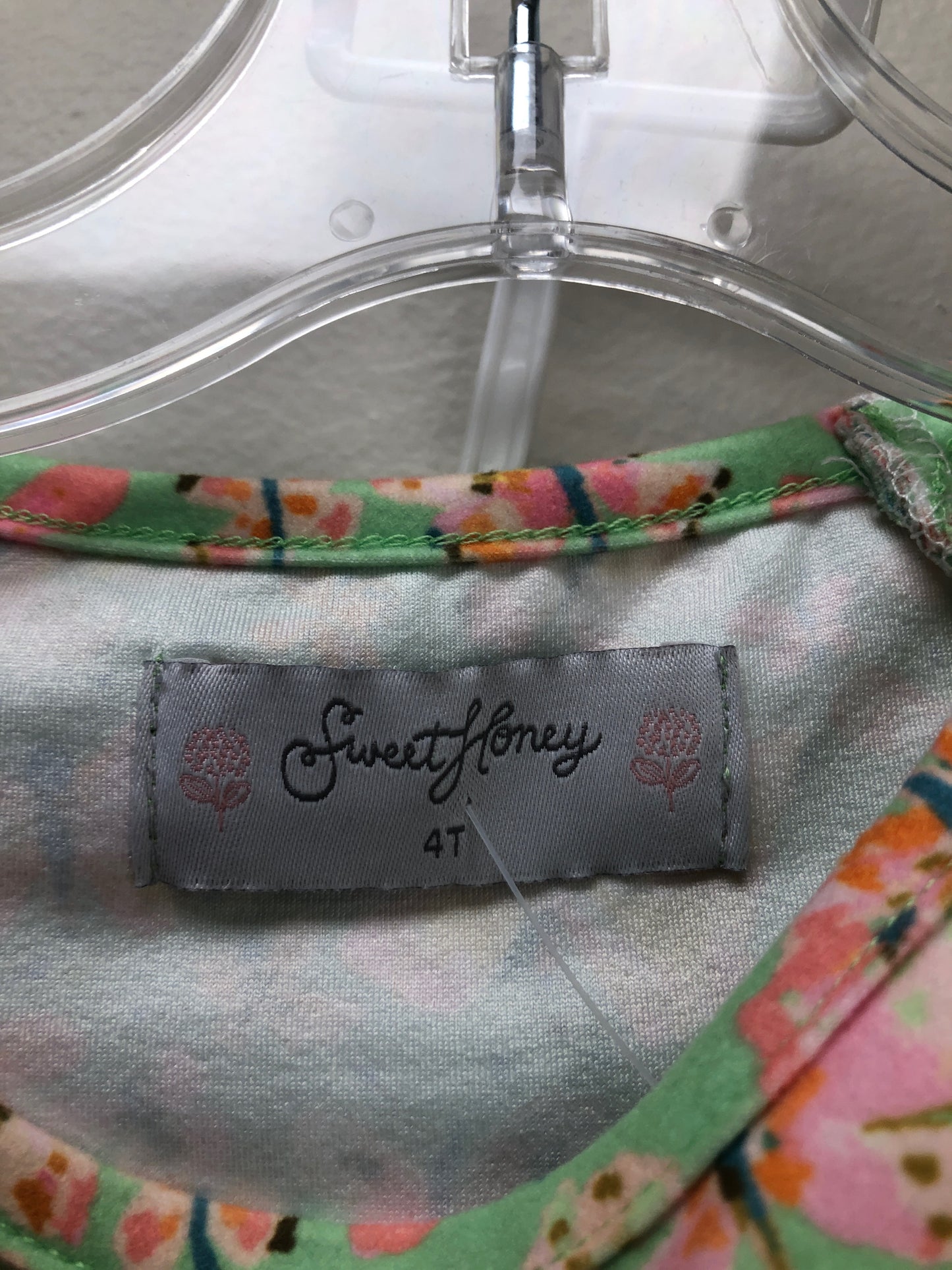 4T Sweet Honey Clothing Co. green butterflies 2 PC Ensembles