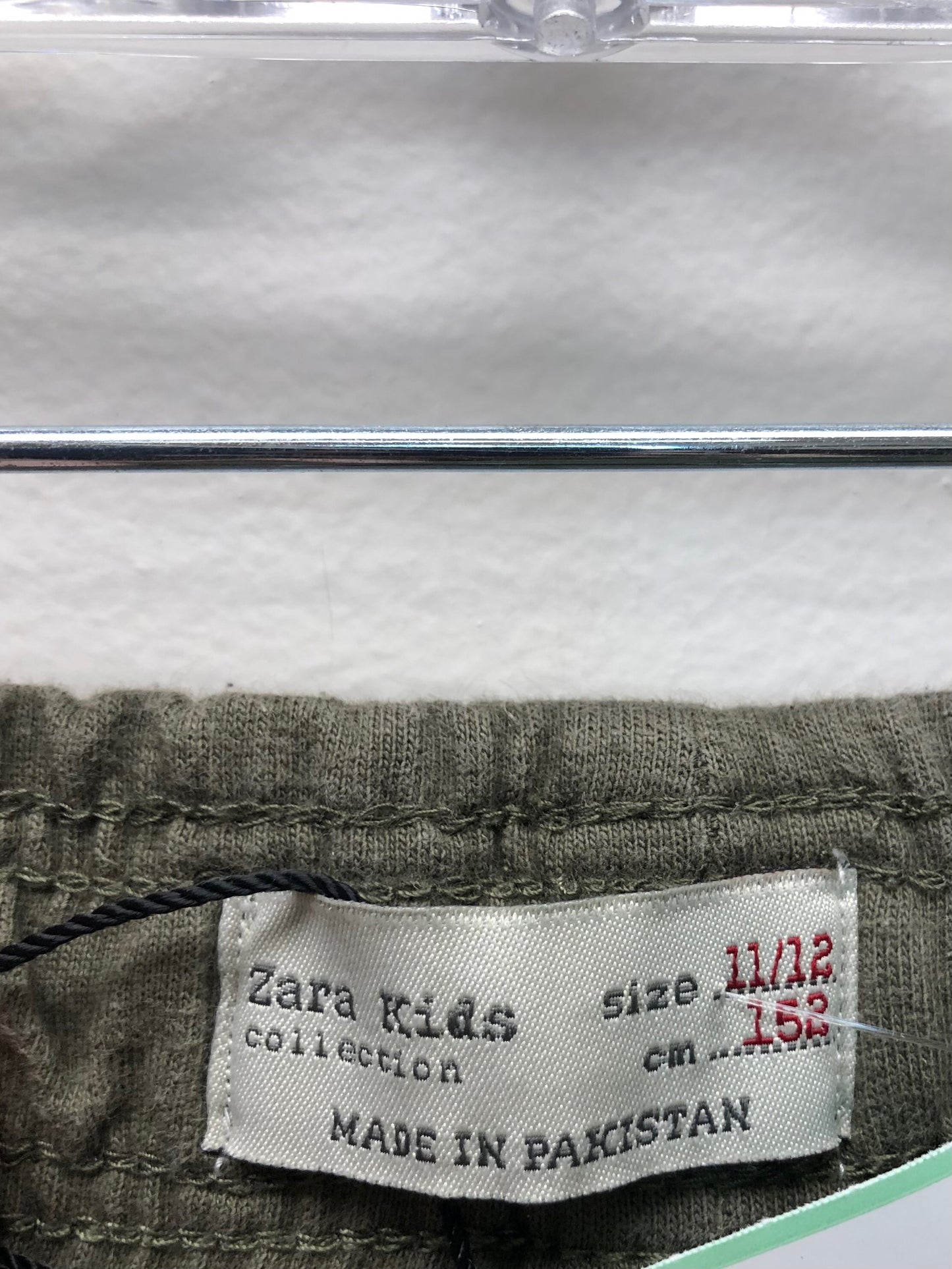 12 Zara hunter green Shorts