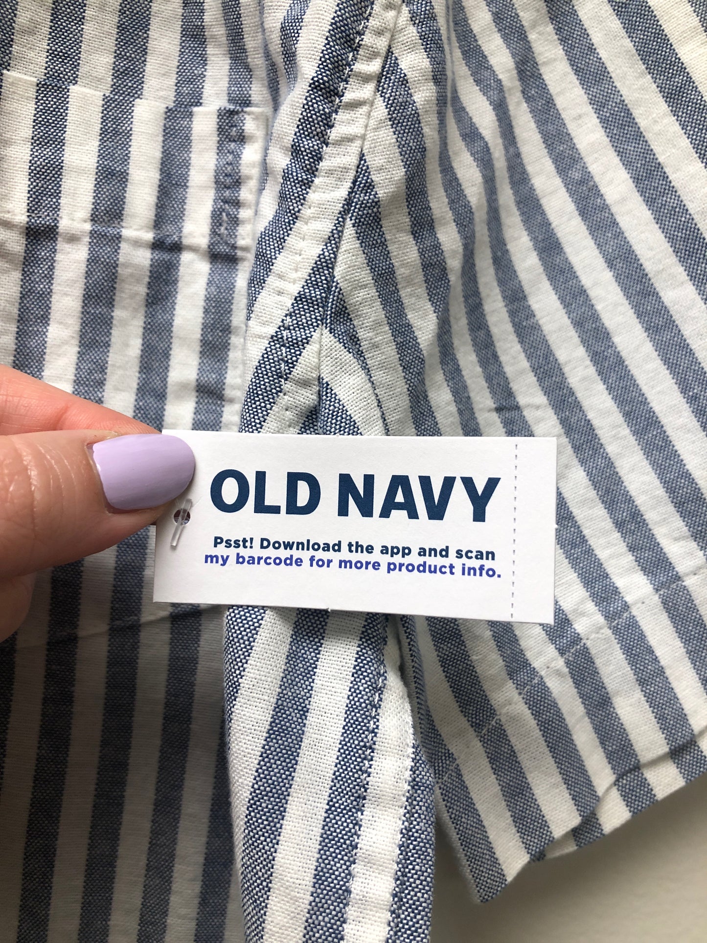 8 Old Navy white stripe Shirt (NEW)