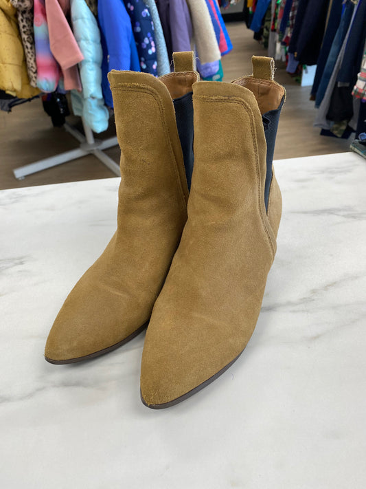 Report Adult 7 tan suede Shoes/Boots