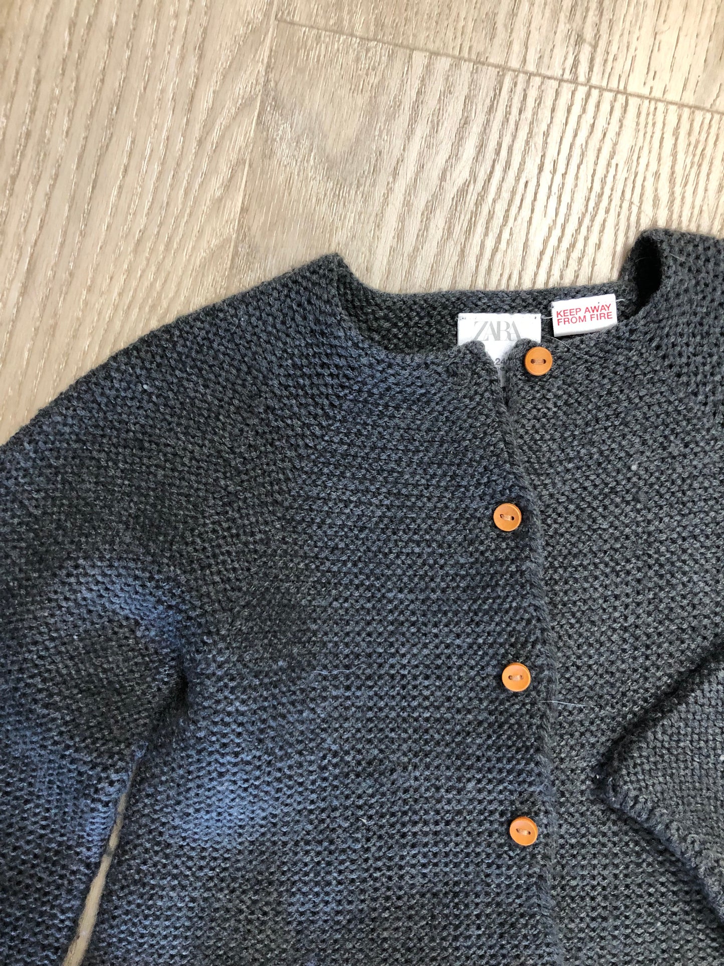 Zara Child Size 12 Months Charcoal knit Sweater