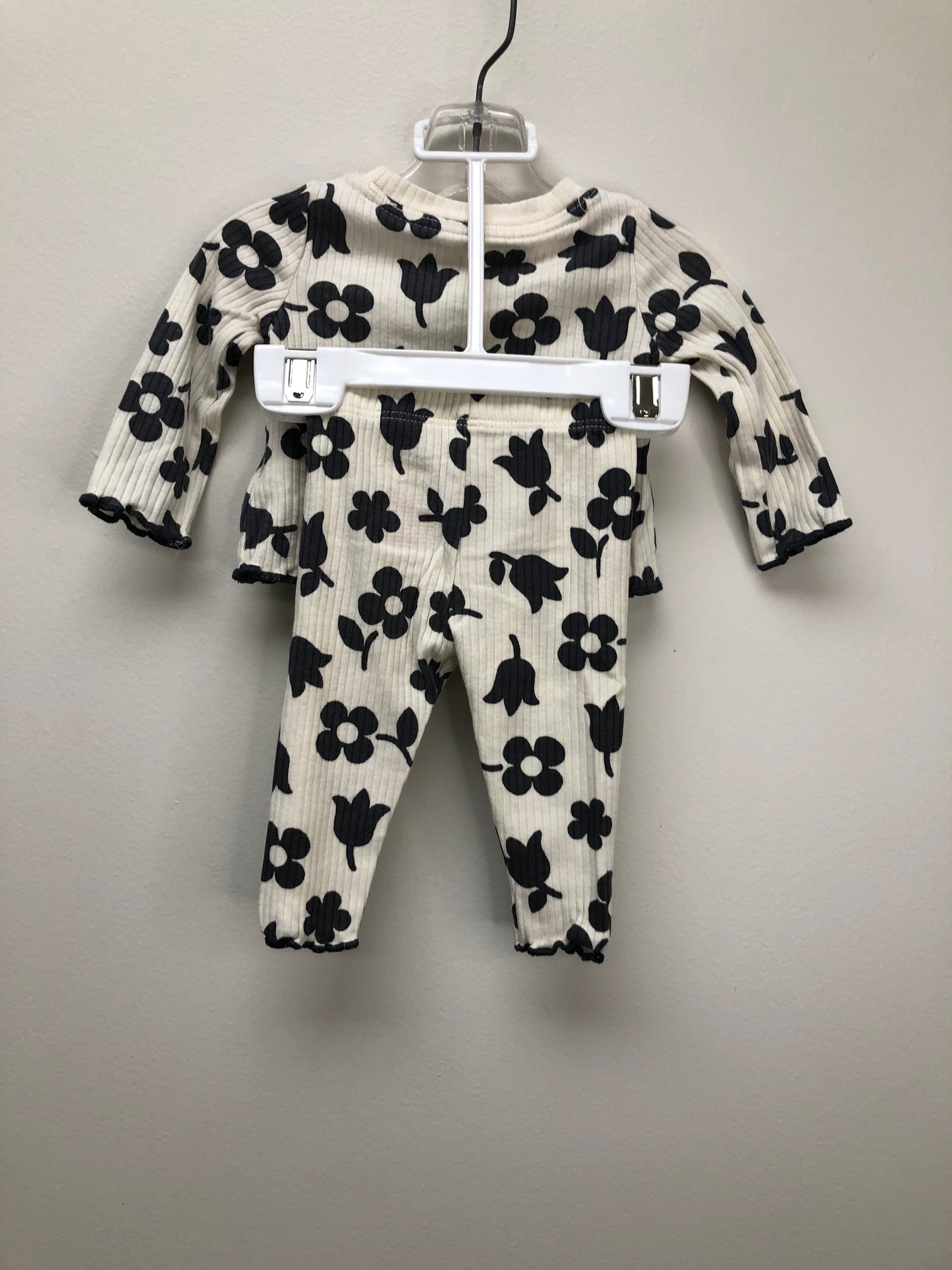 NB Cat & Jack cream flowers 2 PC Ensembles