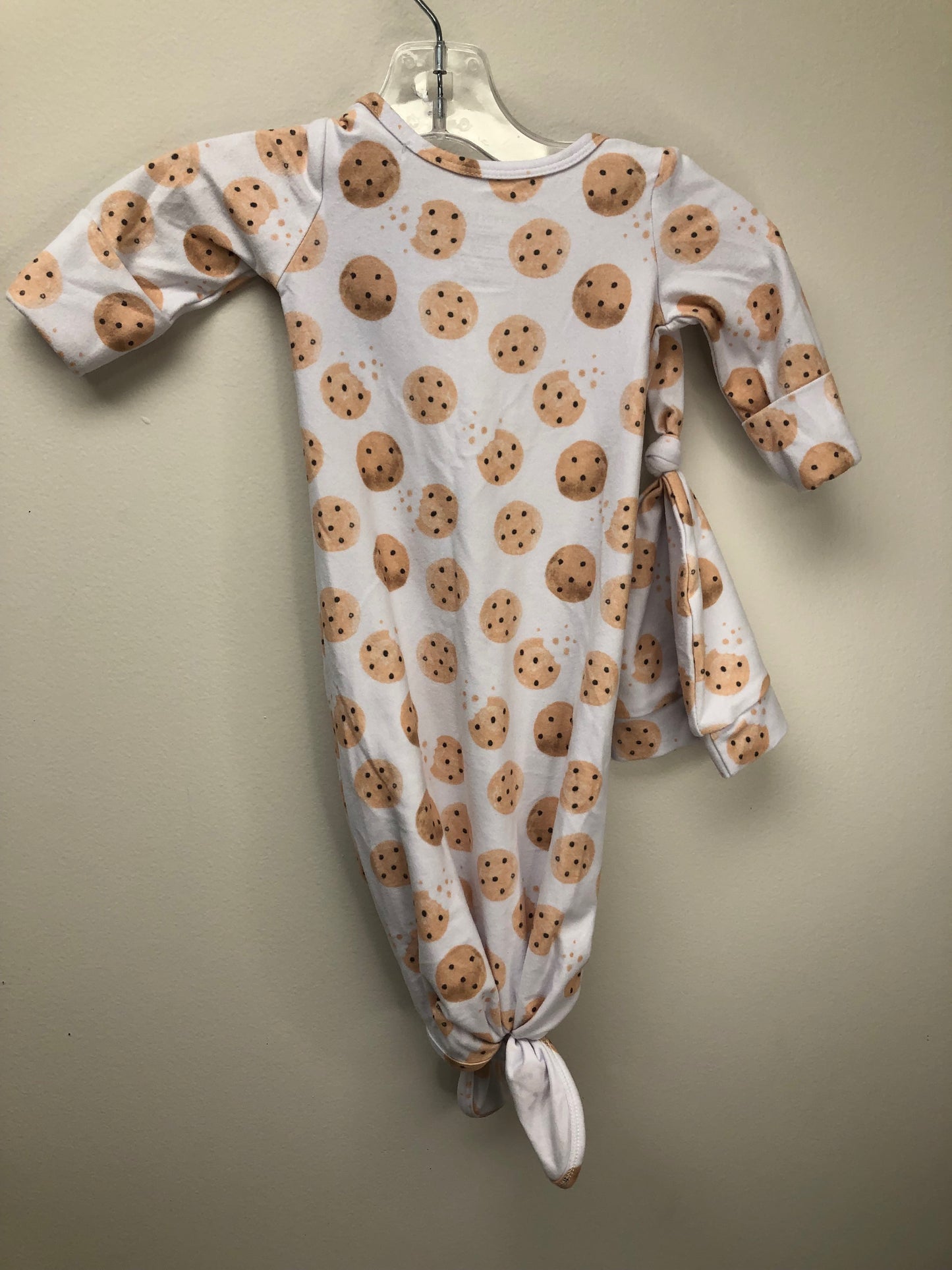 0-3 Months Caden Lane white Cookies Pajamas