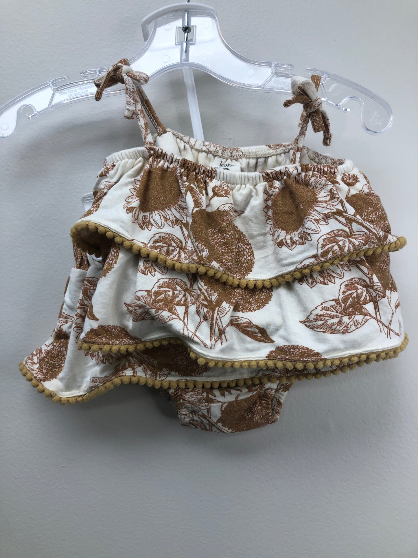 Kate Quinn Child Size 3 Months yellow Sunflowers 2 PC Ensembles