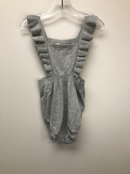 18-24m GAP gray ruffle Romper