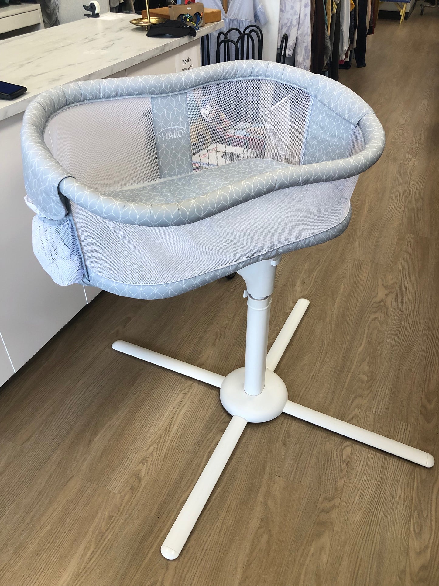 Halo blue print Bassinet