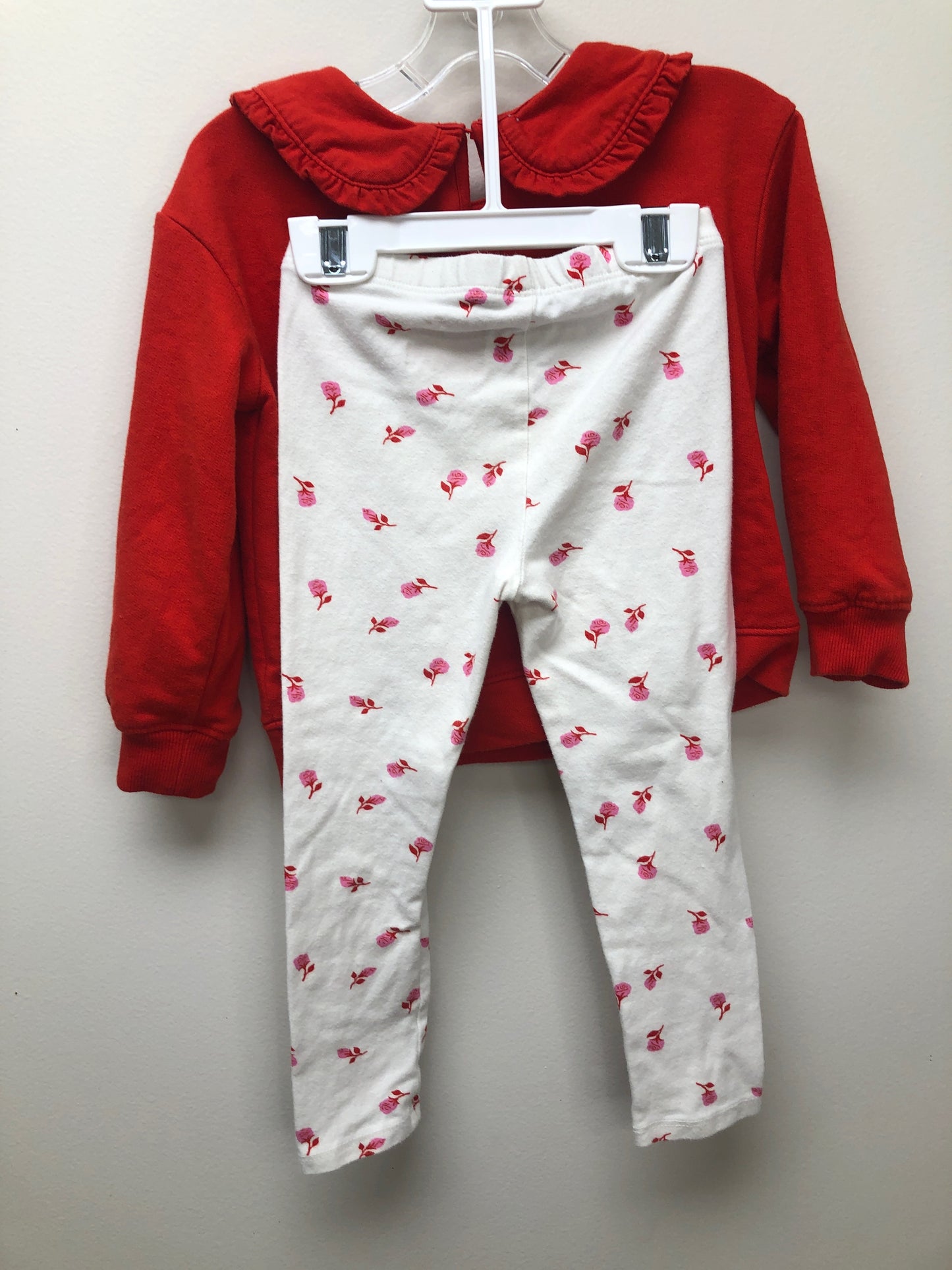3T Cat & Jack red floral 2 PC Ensembles