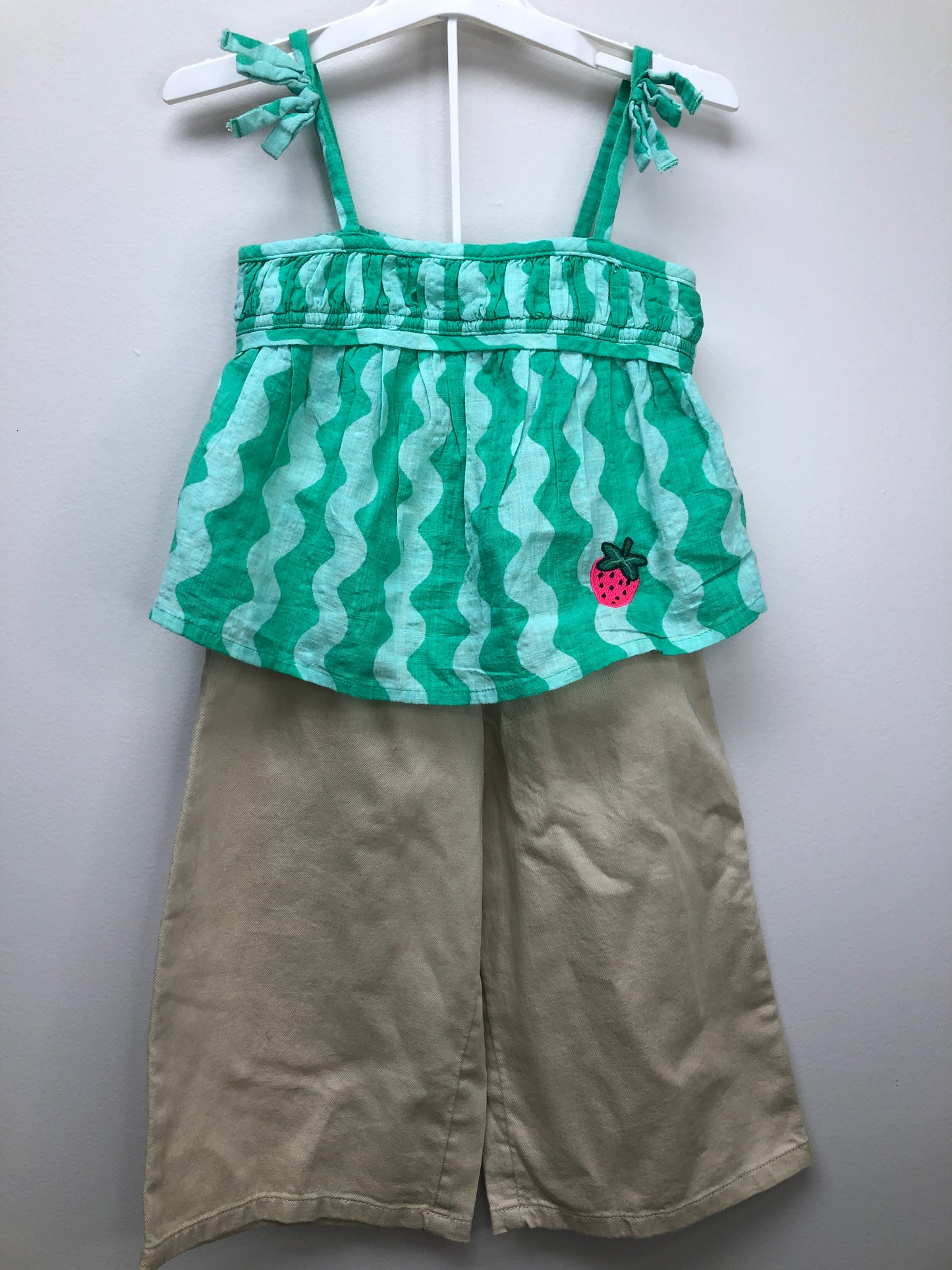 3 Old Navy  green design 2 PC Ensembles