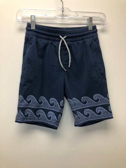 12 tea blue waves Shorts
