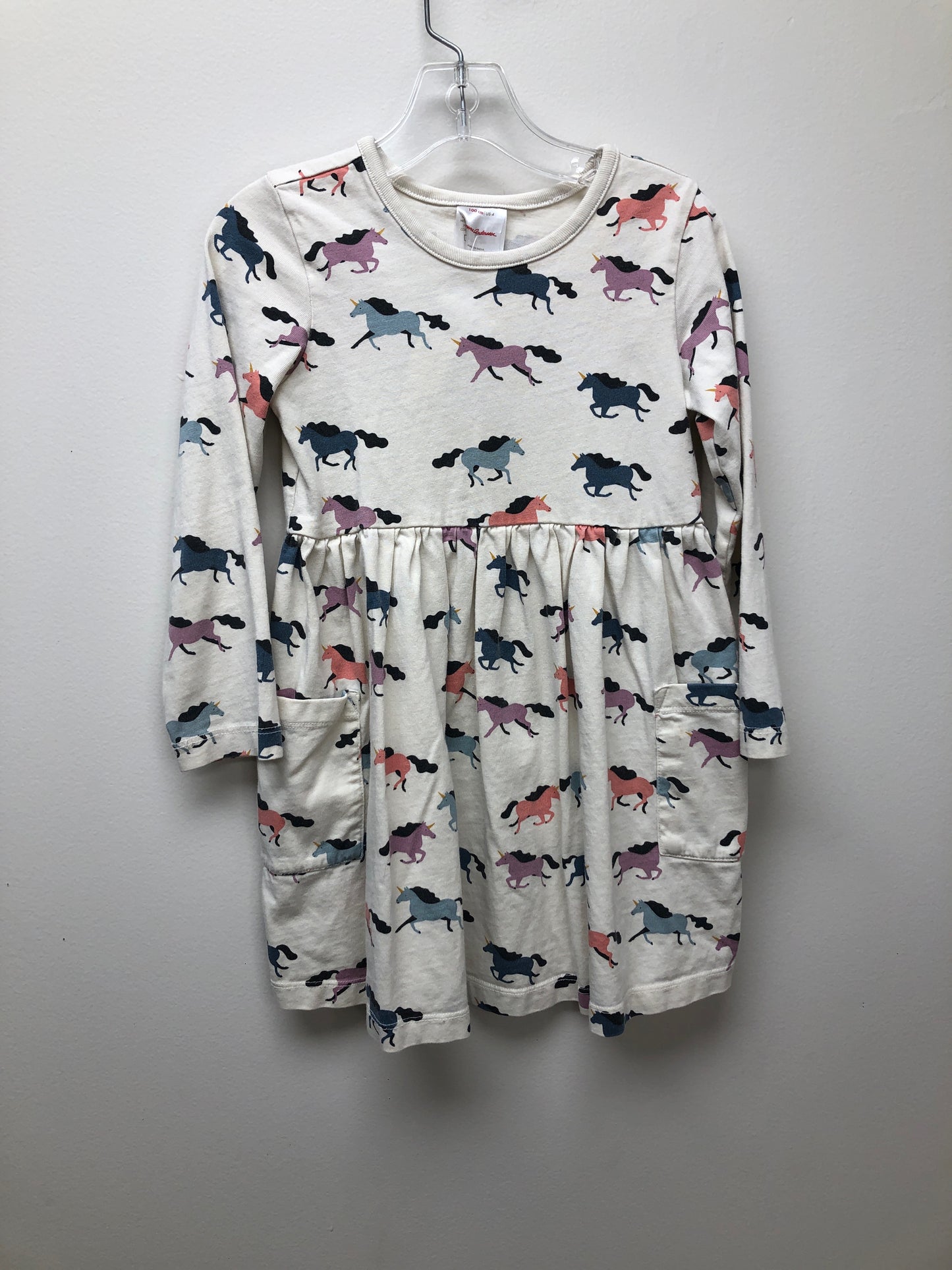 4 Hanna Andersson cream unicorn Dress