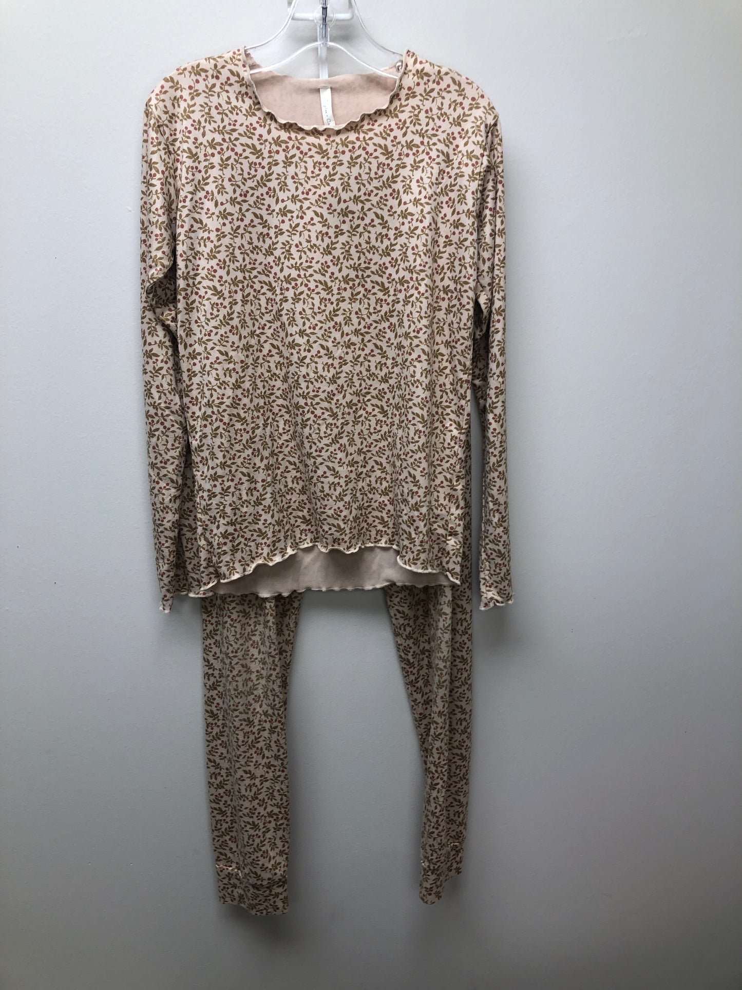 10 Rylee & Cru cream floral Pajamas