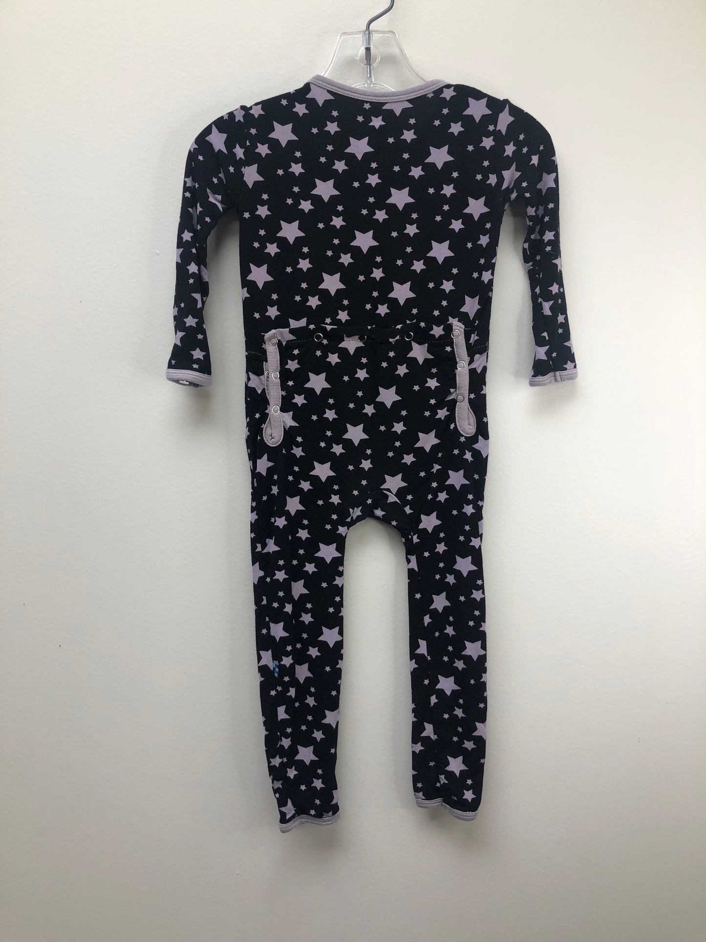 18-24m Kickee pants black stars Sleeper