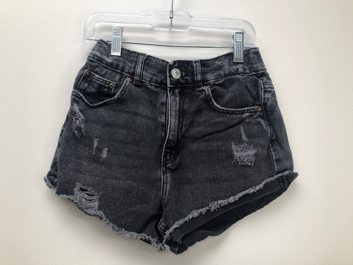 Size 10 Zara black distressed jean shorts