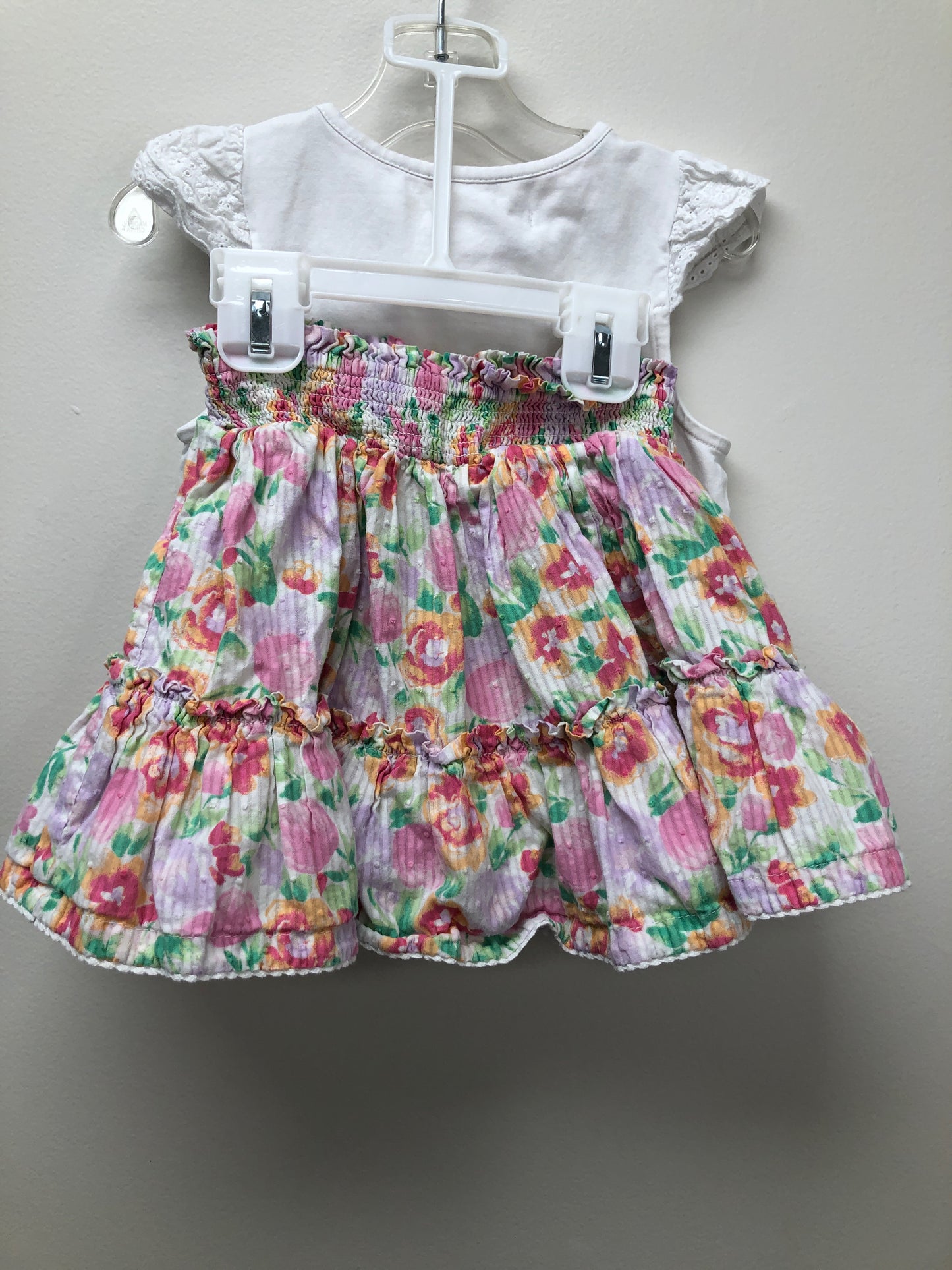 Size 4t Tommy Bahama white floral 2 PC Ensembles