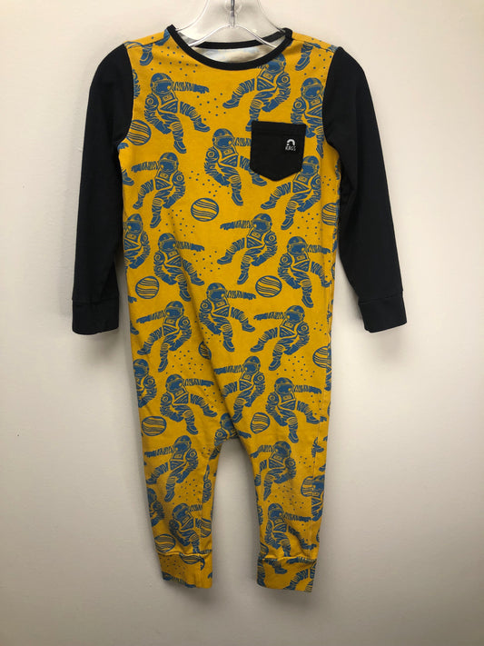 2t Rags Multi-Color Space 1 PC Ensemble