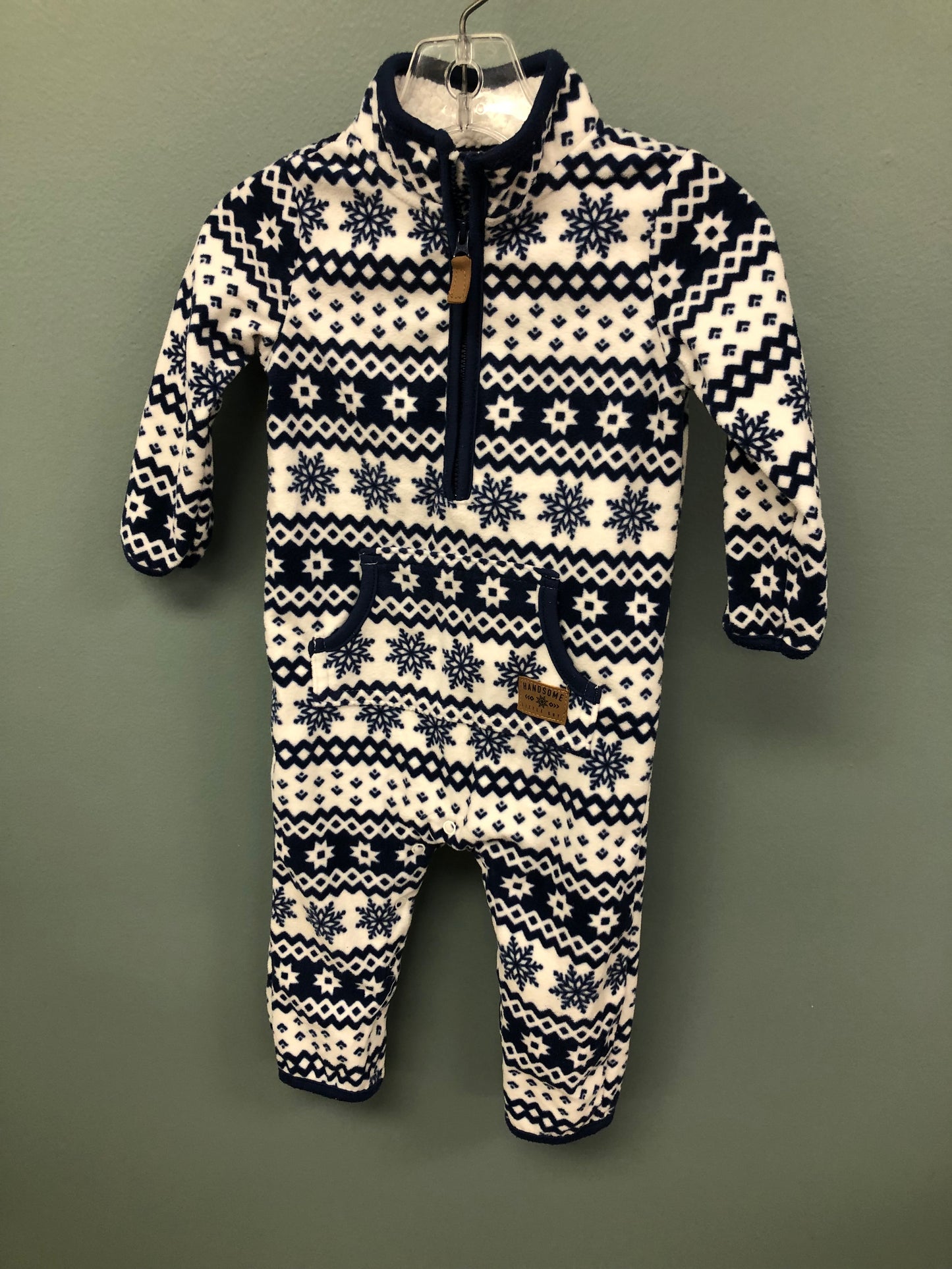 Carter's Child Size 12 Months navy Winter Theme 1 PC Ensemble