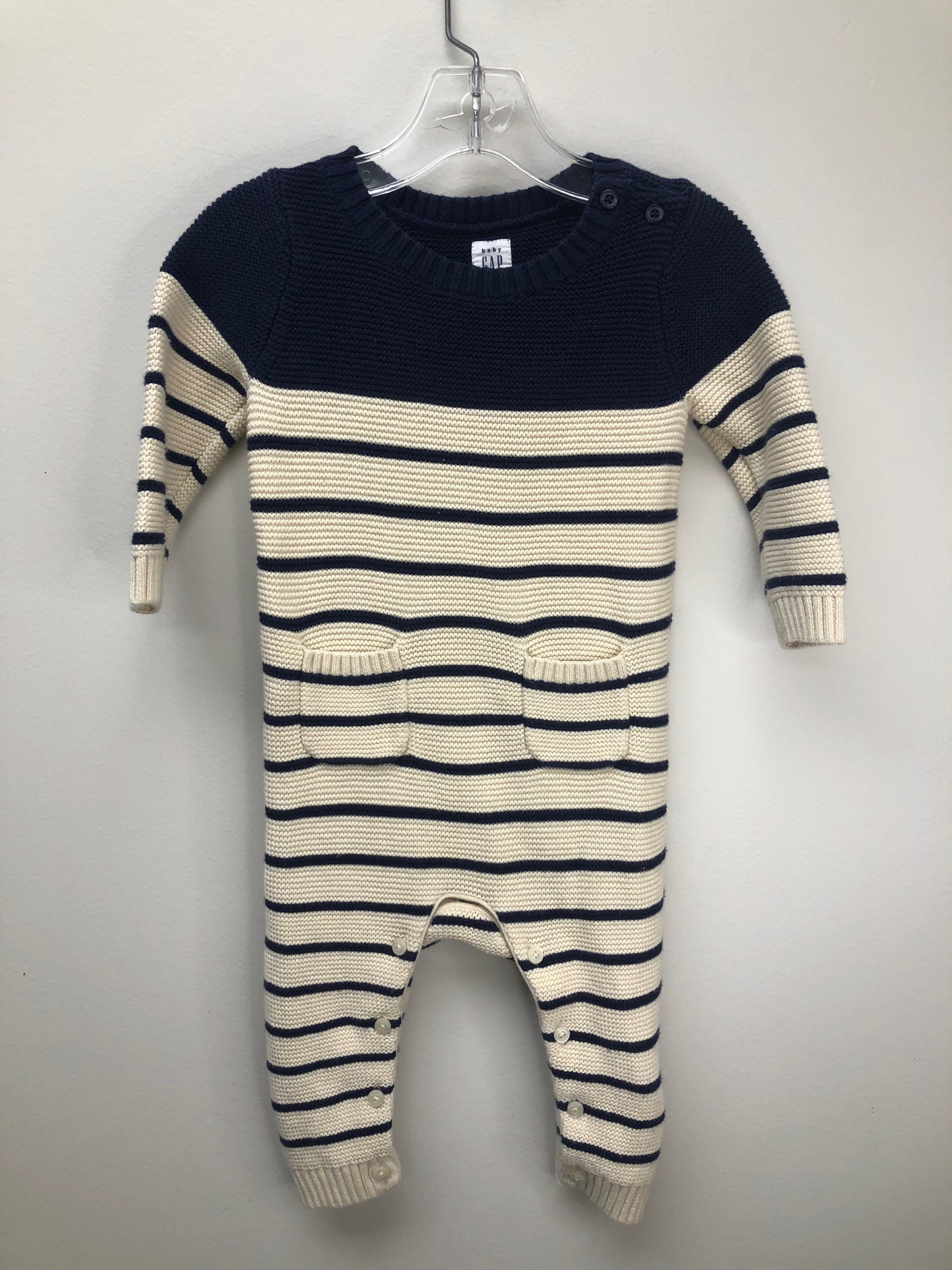 6-12m GAP cream stripe 1 PC Ensemble