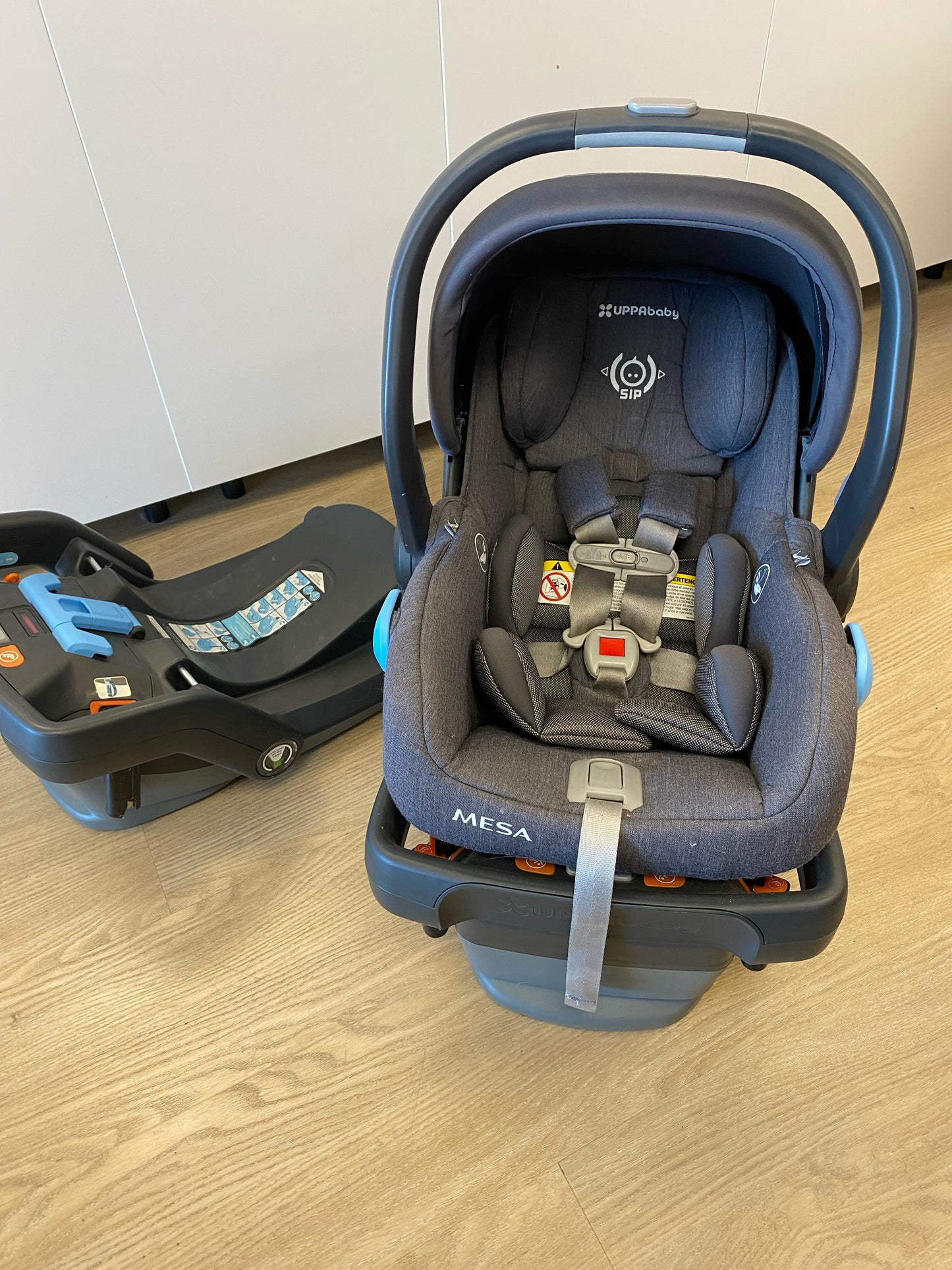 Uppababy gray Car Seat