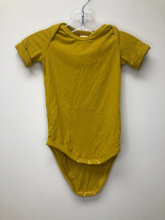 3-6m Kate Quinn yellow ribbed Onesie