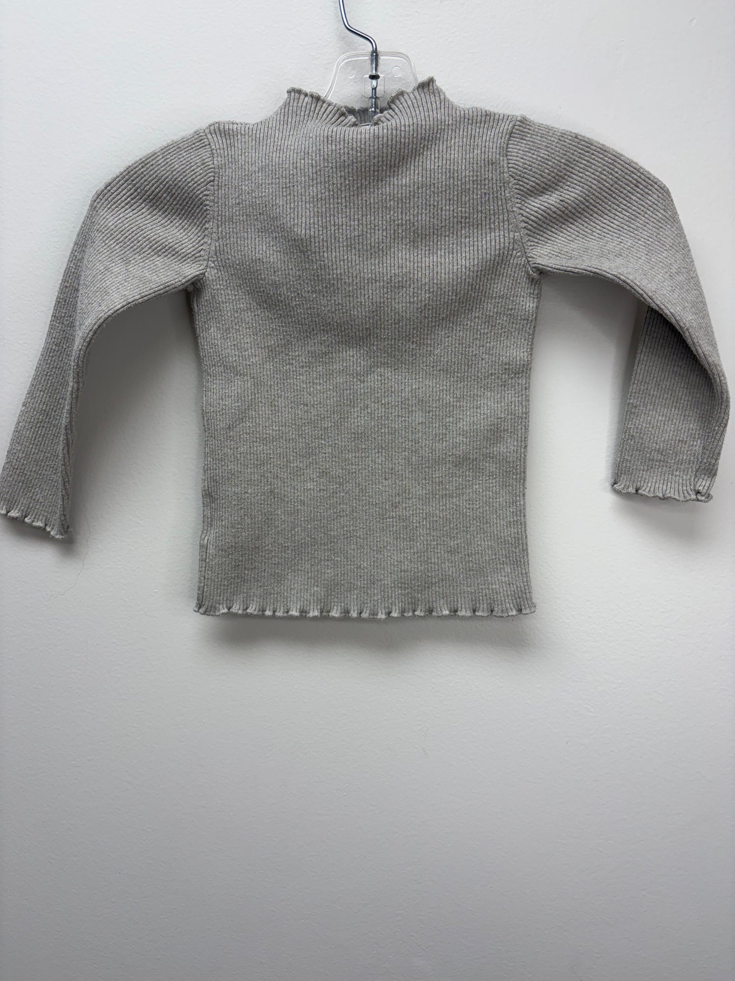 H & M Child Size 18 Months beige long sleeve Shirt