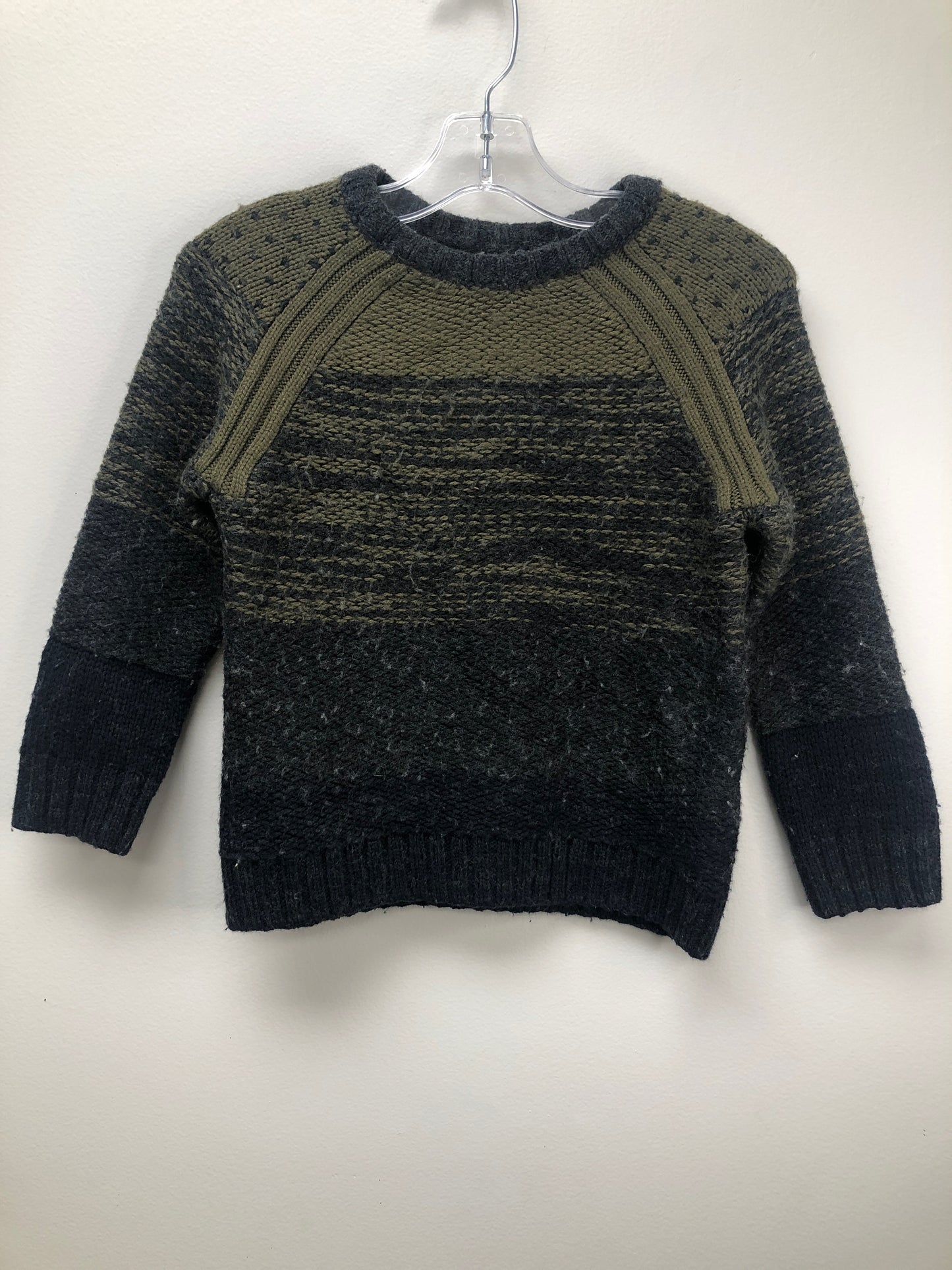 Zara Child Size 6 green Sweater