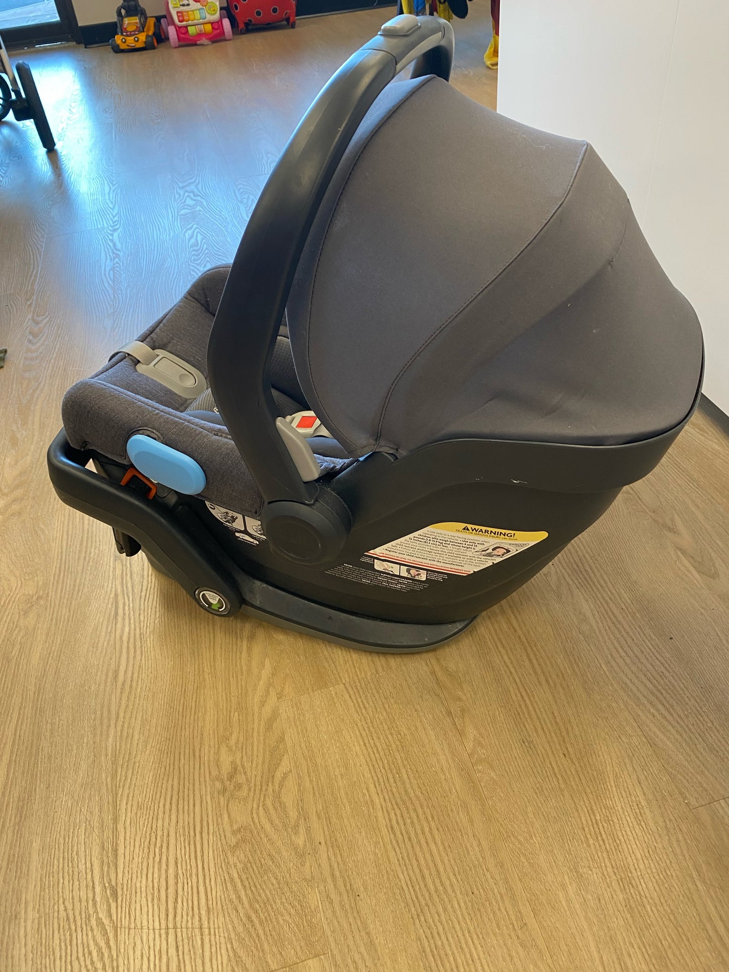 Uppababy gray Car Seat