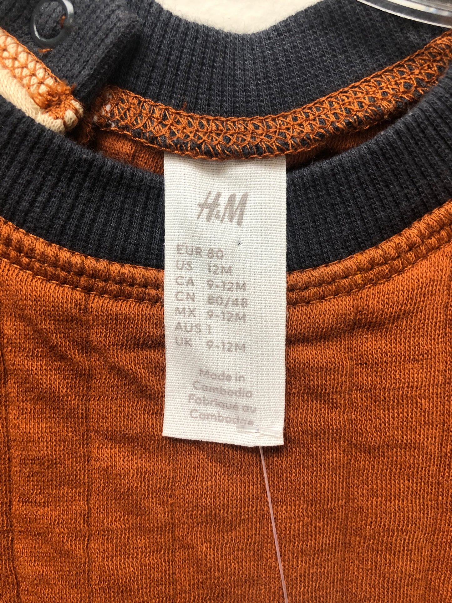 12m H & M rust color block Sweatshirt