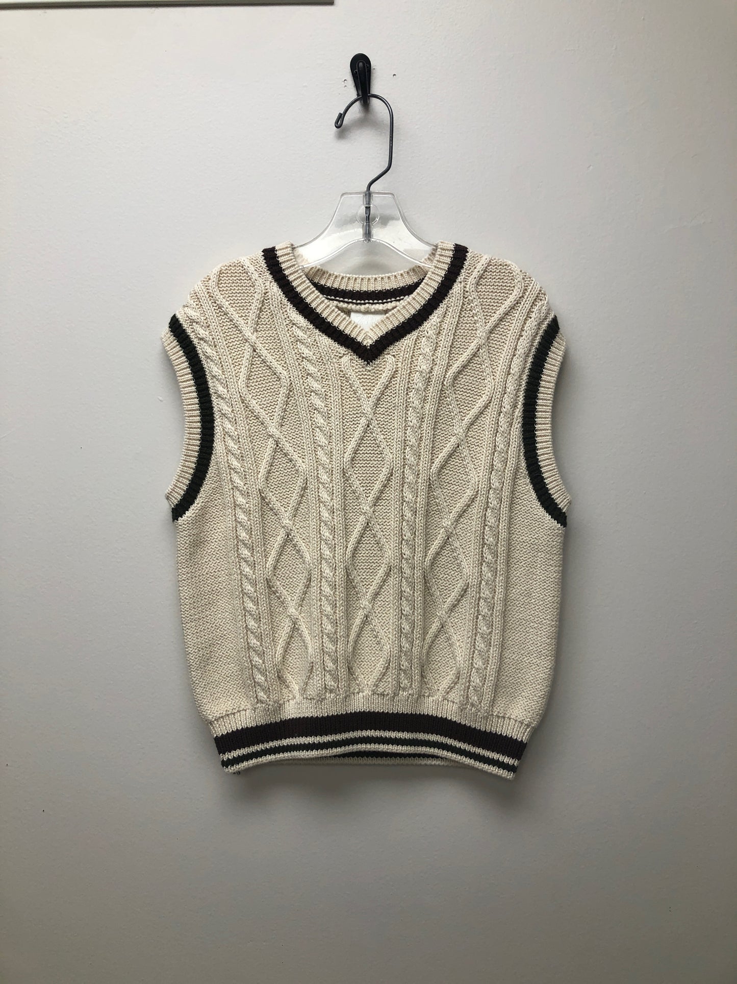 Size 4T Zara cream vest Sweater