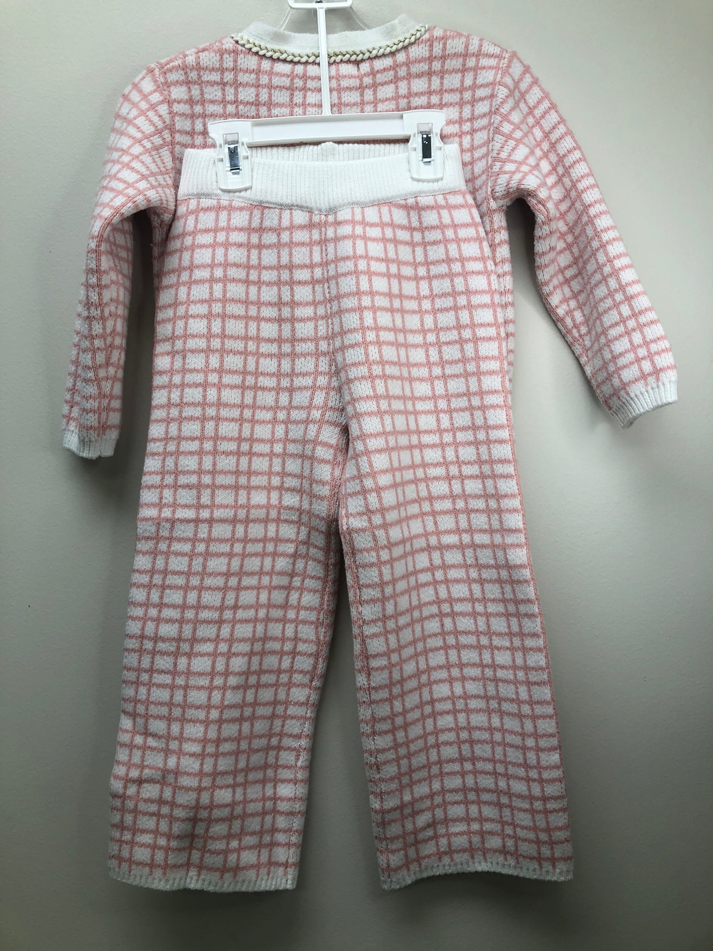 BTween Child Size 4 pink knit 2 PC Ensembles