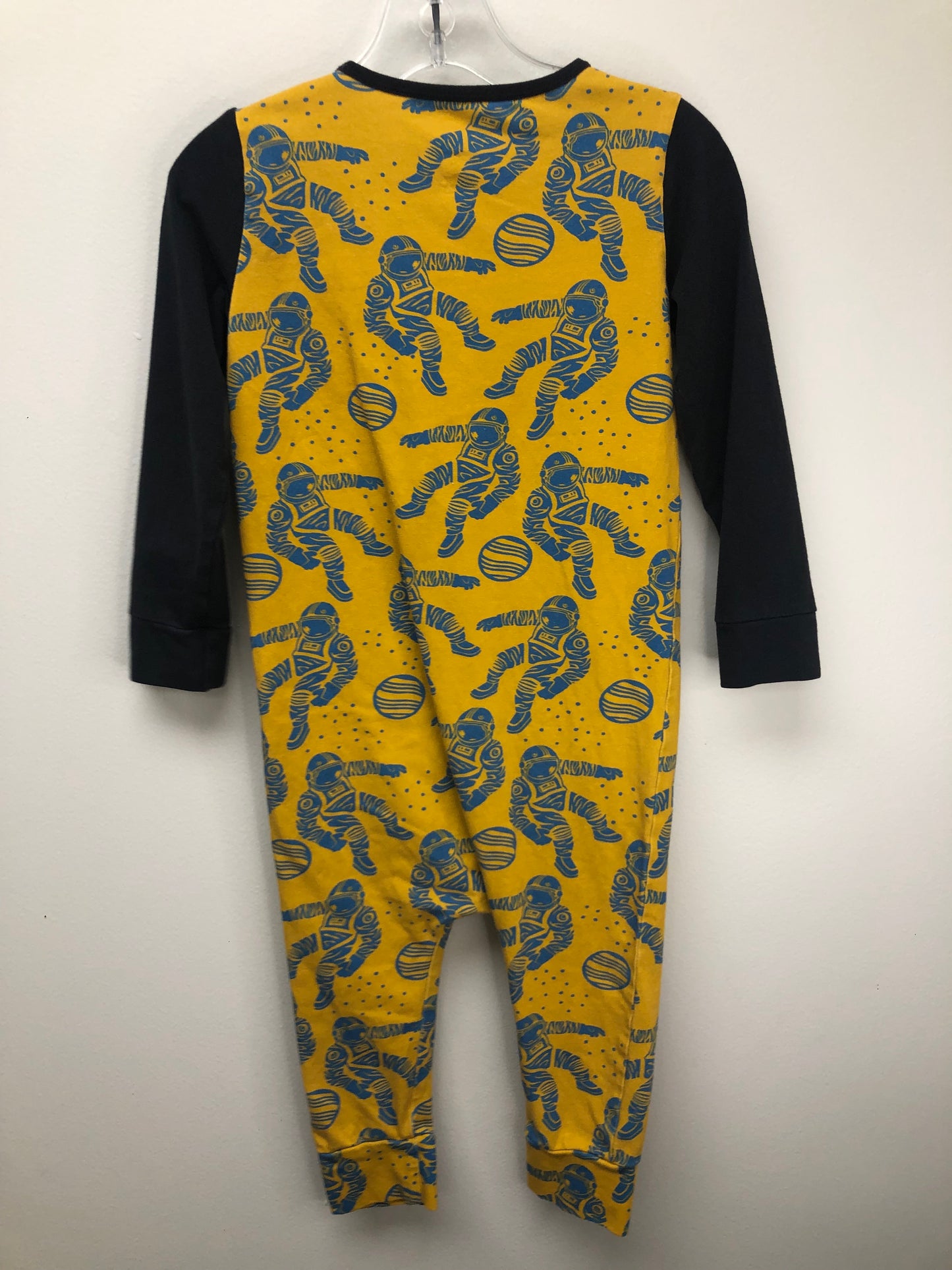2t Rags Multi-Color Space 1 PC Ensemble