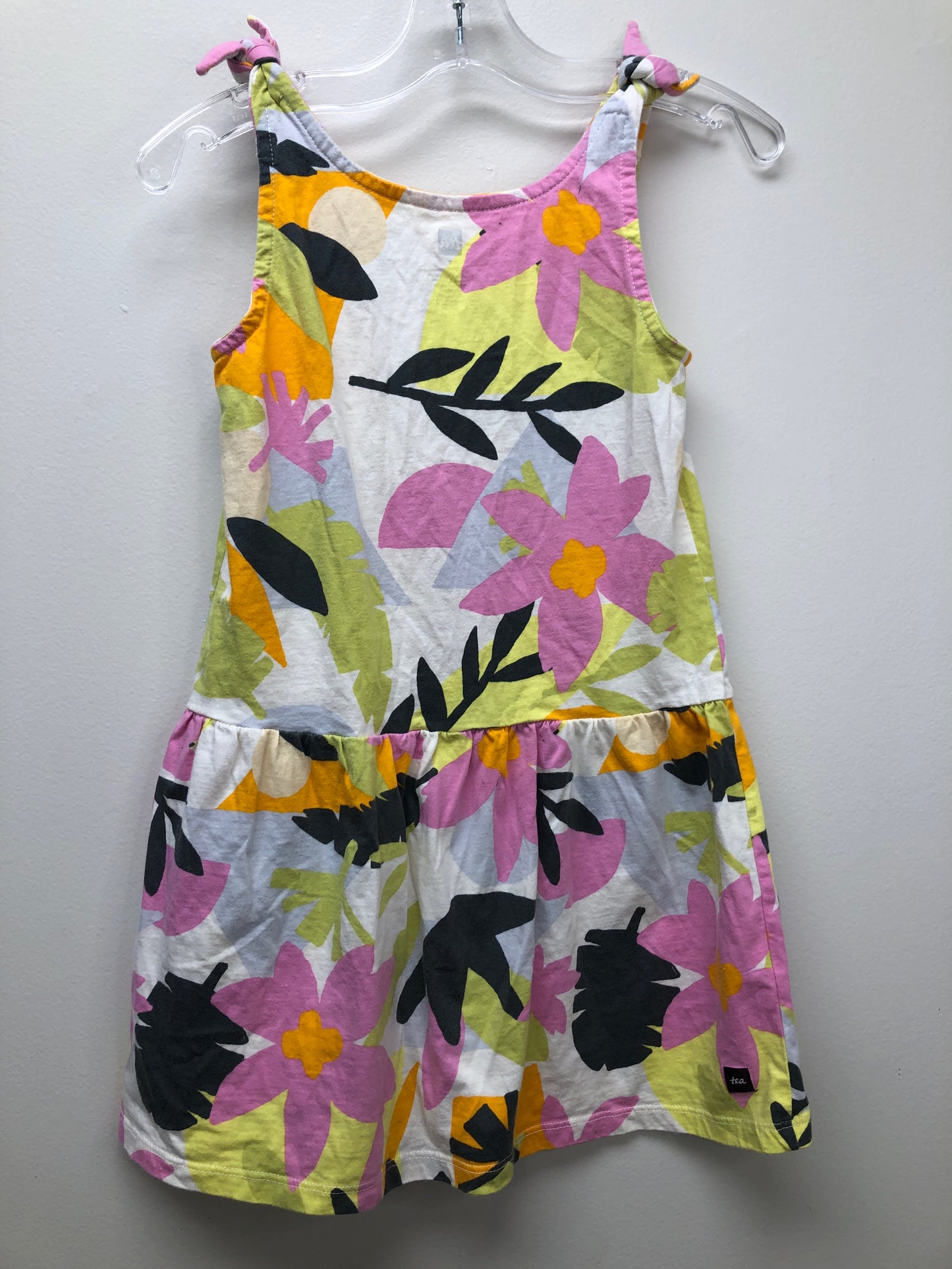 5 tea Child white floral Dress